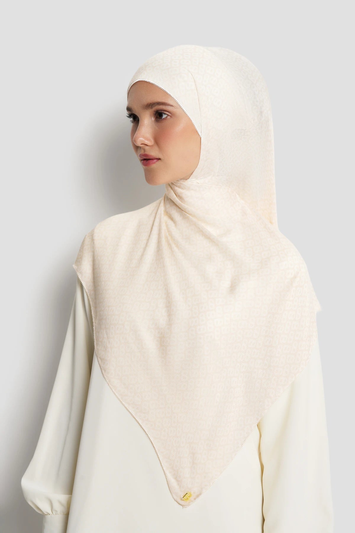 Tapis Viscose Shawl - Antique White