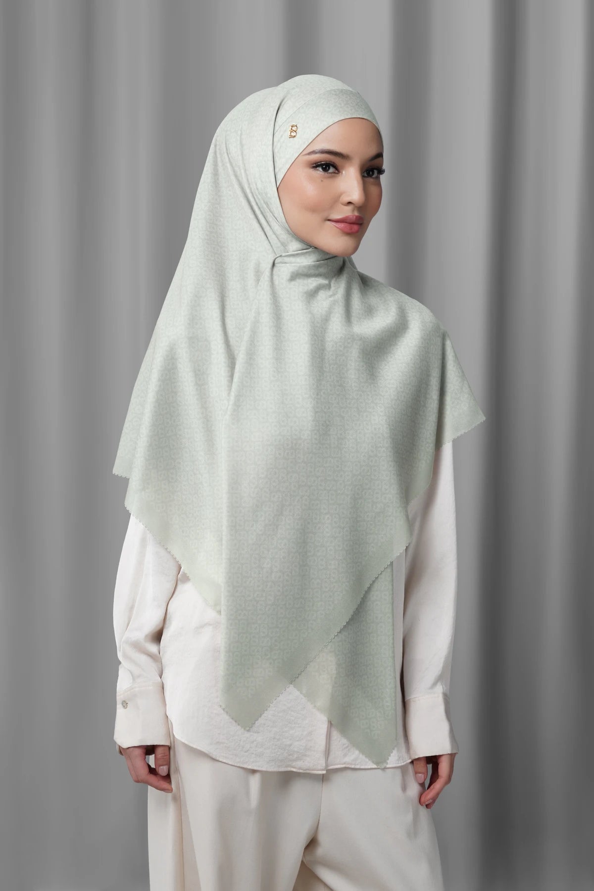 Tapis Tie Back Square - Cement