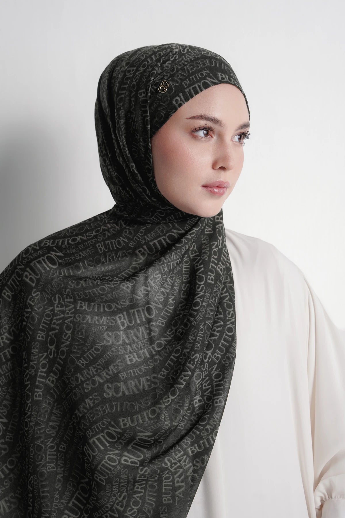 Waves Monogram Tie Back Shawl - Caviar