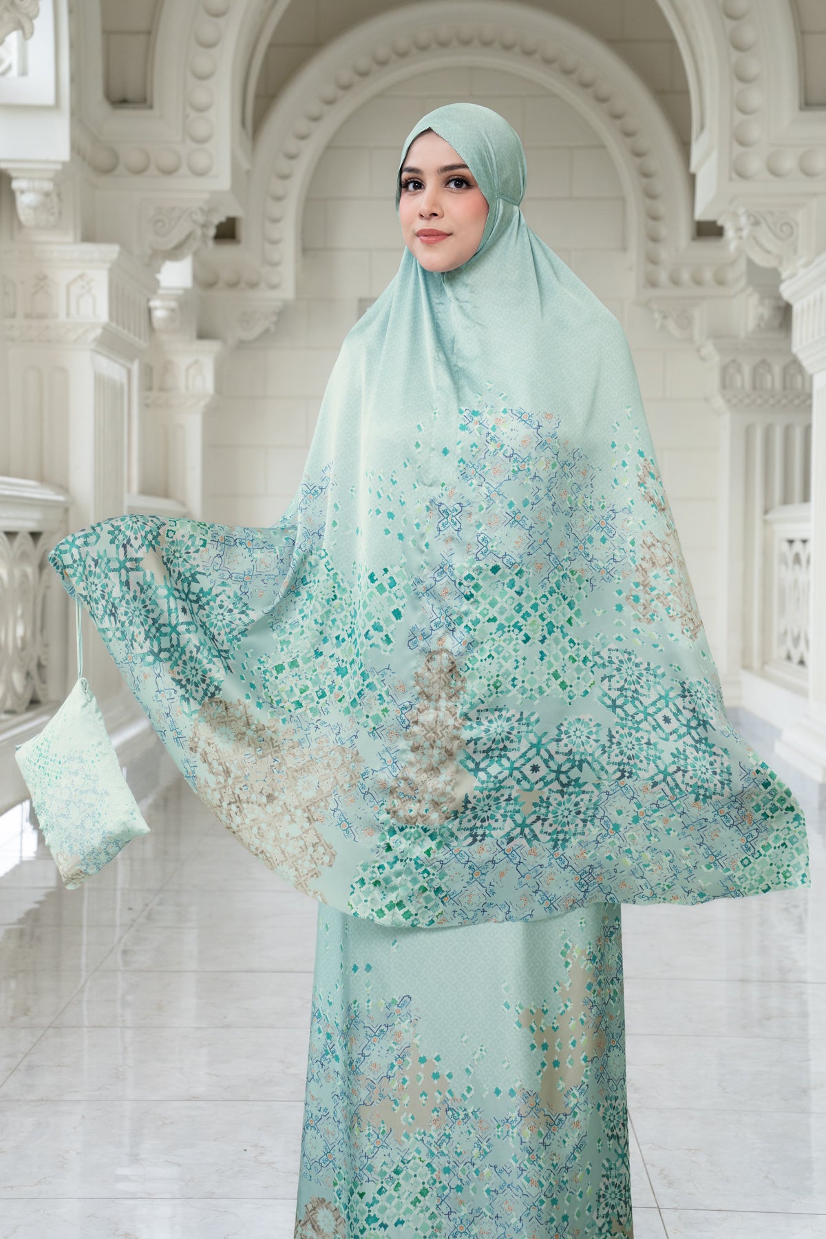 Moroccan Prayer Robe - Jewel