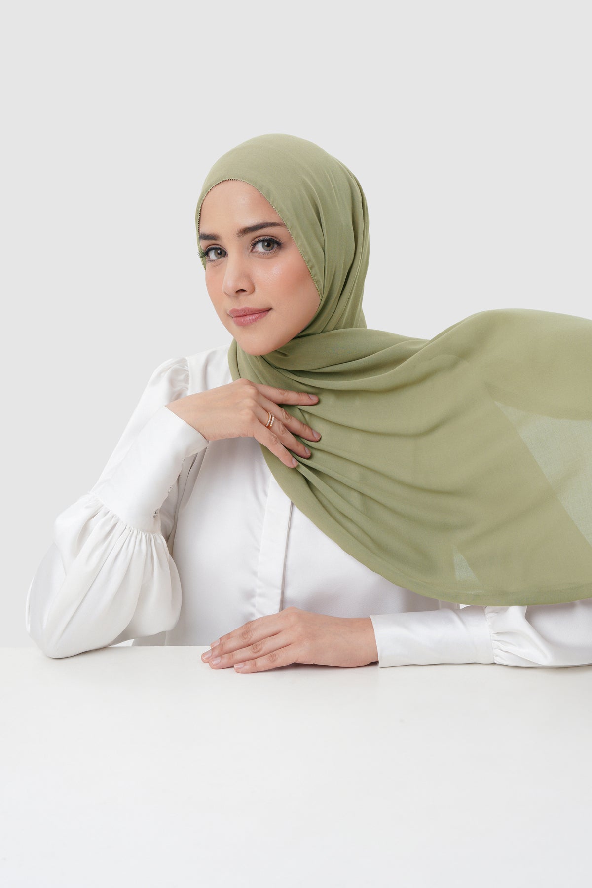 Everyday Twill Shawl - Aloe