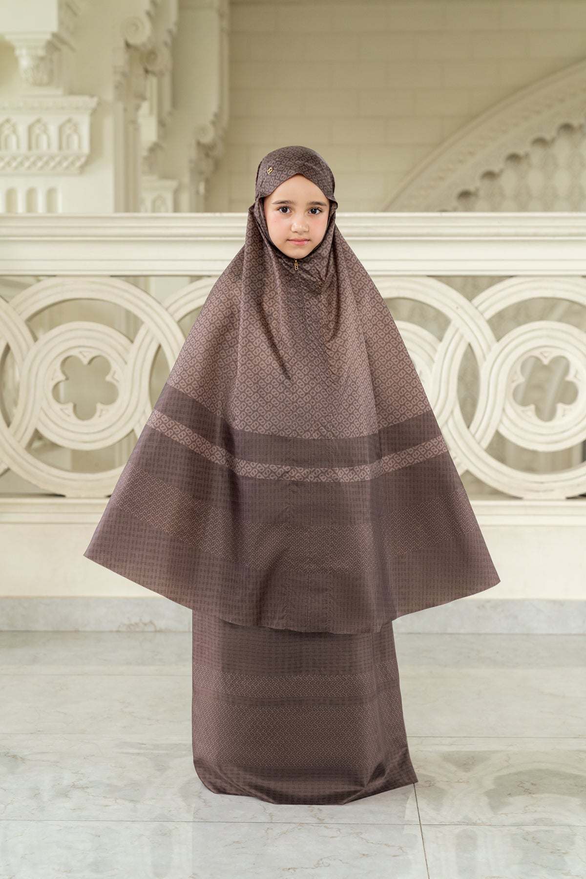 tapis abstre kids capsule prayer robe in choco by buttonscarves