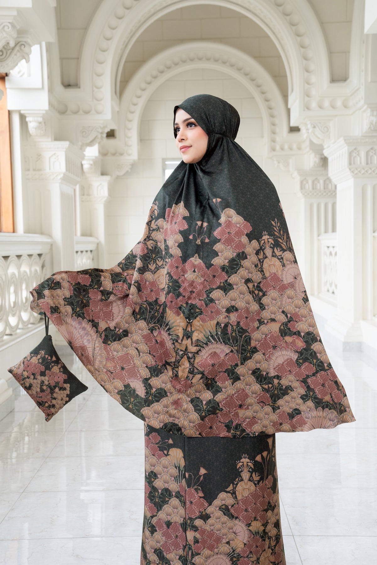 Egypt Prayer Robe - Eclipse