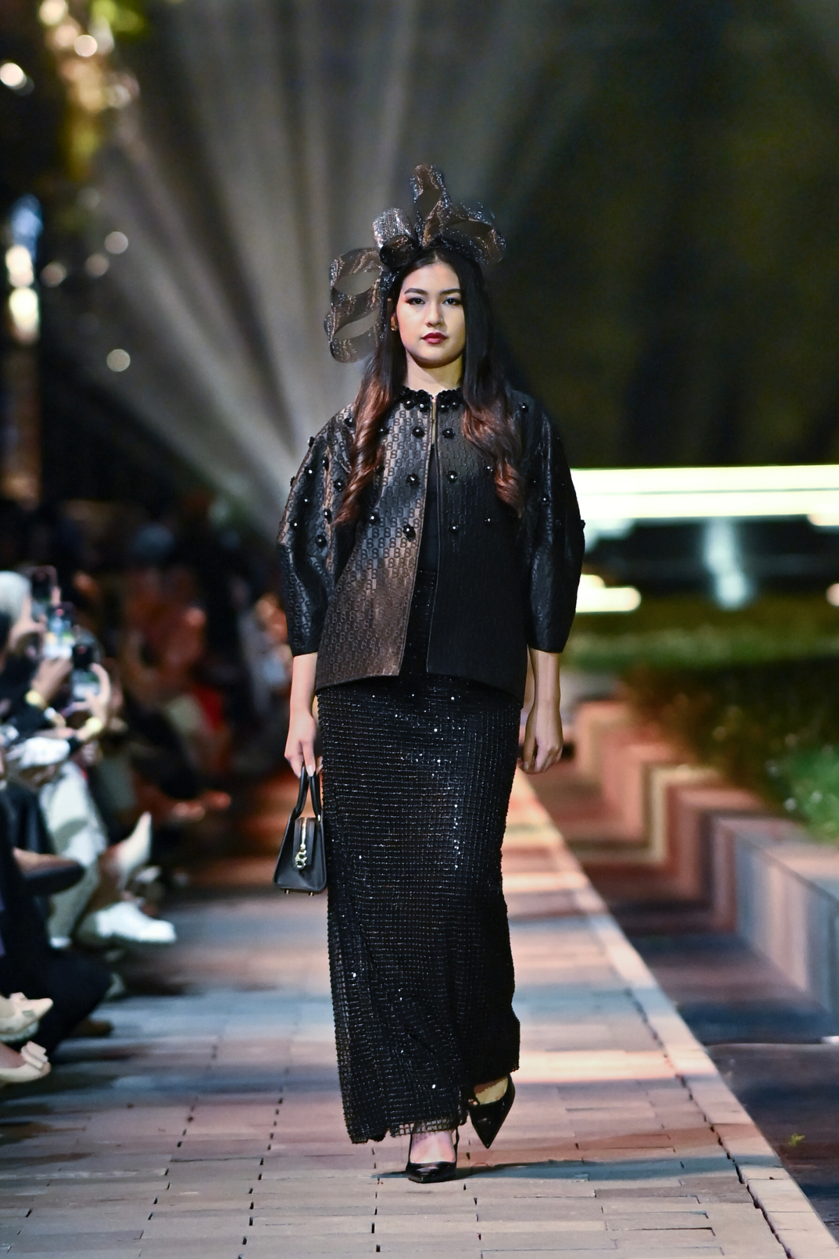 Signature Jacquard Beaded Outer - Eclipse