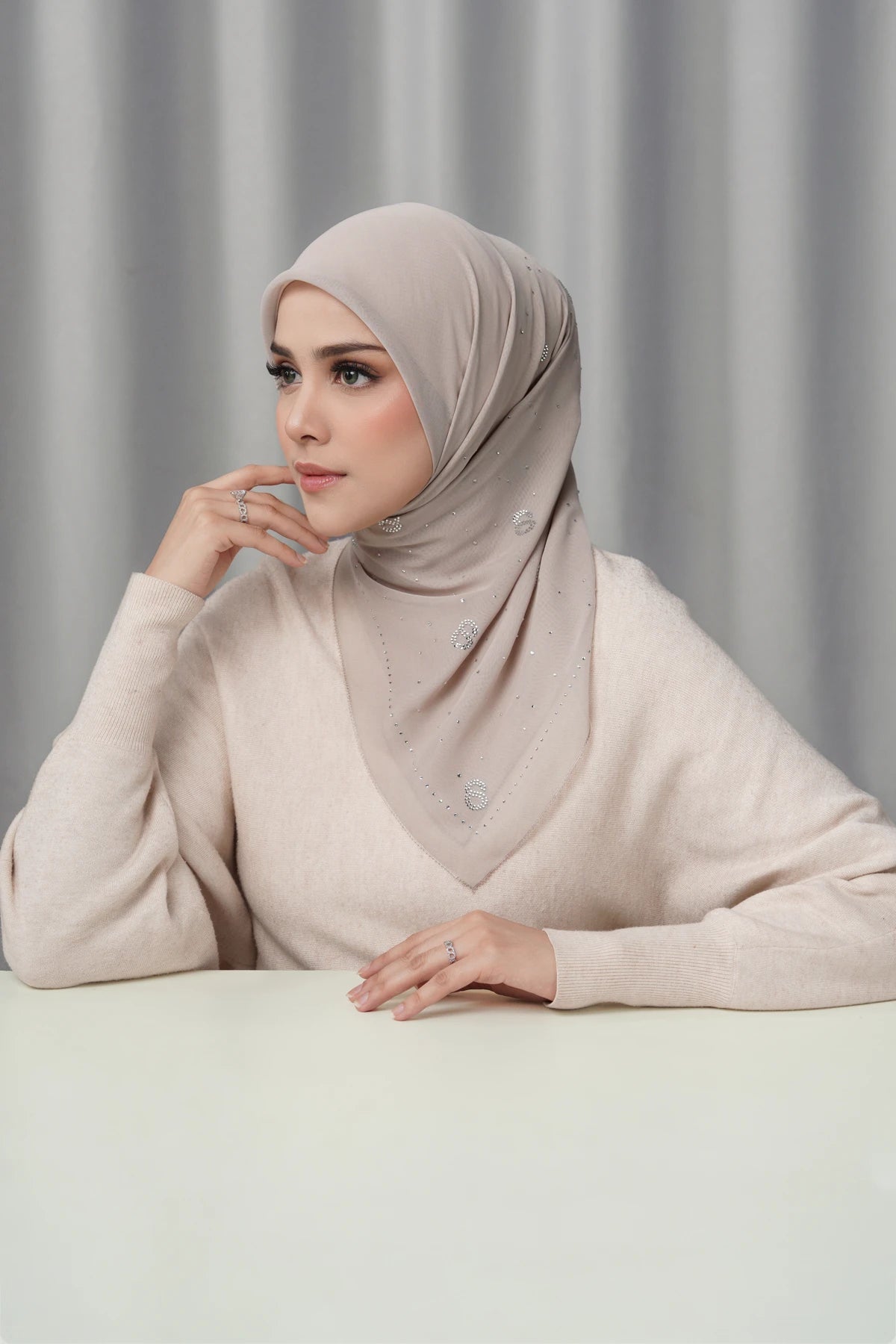 Everyday Glam Scarf - Oxford Tan