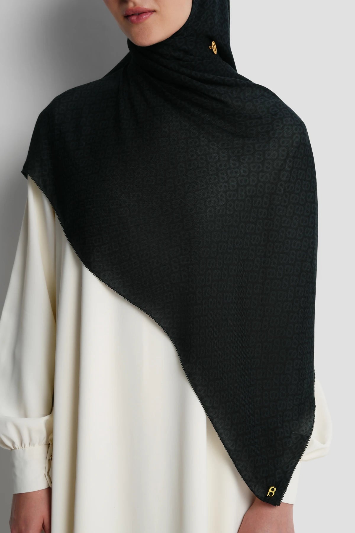 Tapis Viscose Shawl - Caviar
