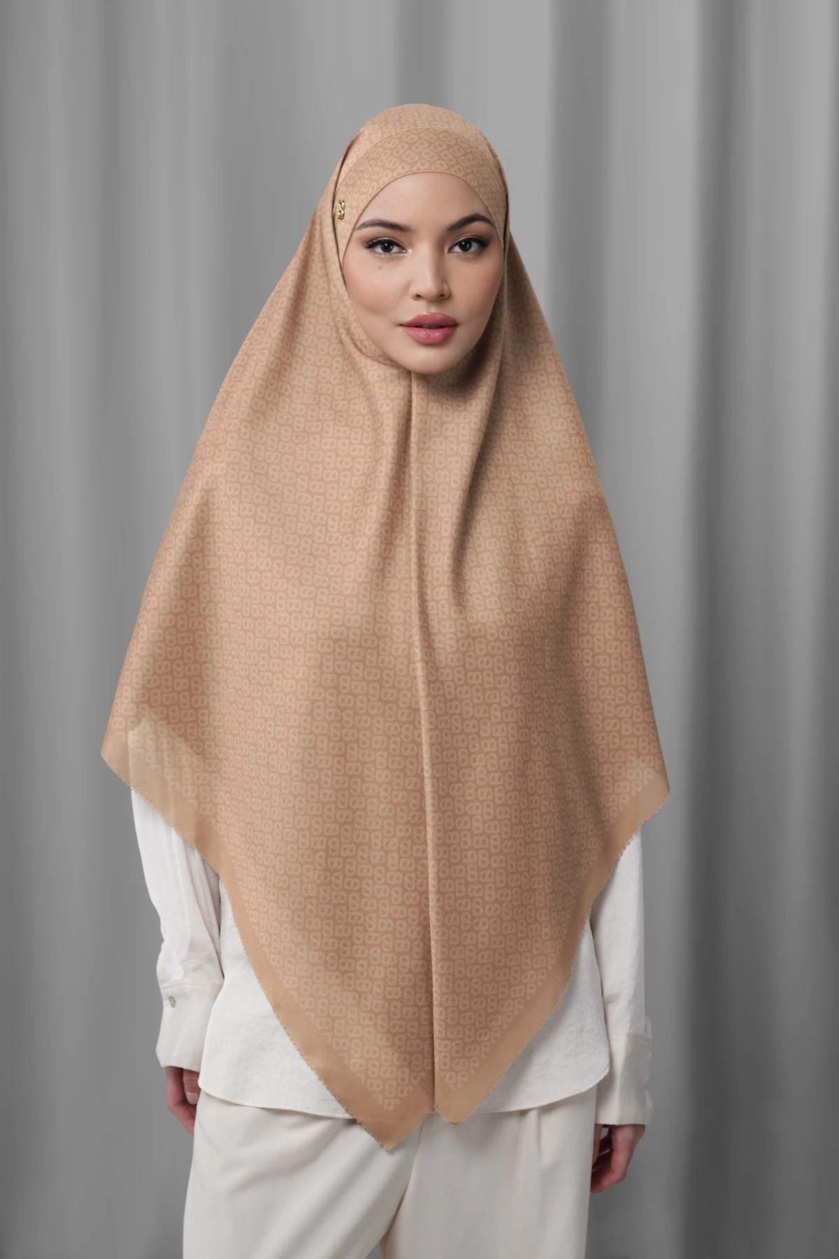 Tapis Tie Back Square - Almond