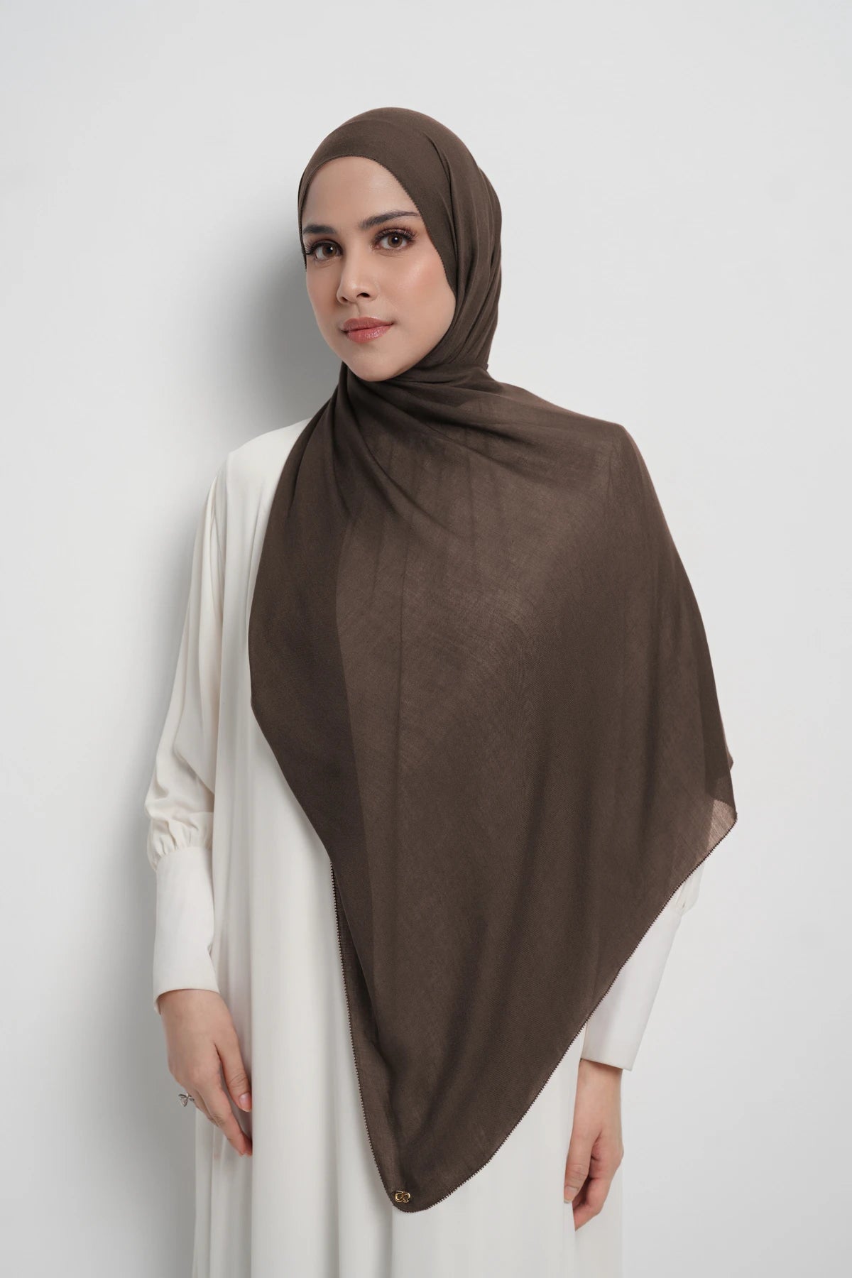 Yura Shawl - Hot Fudge