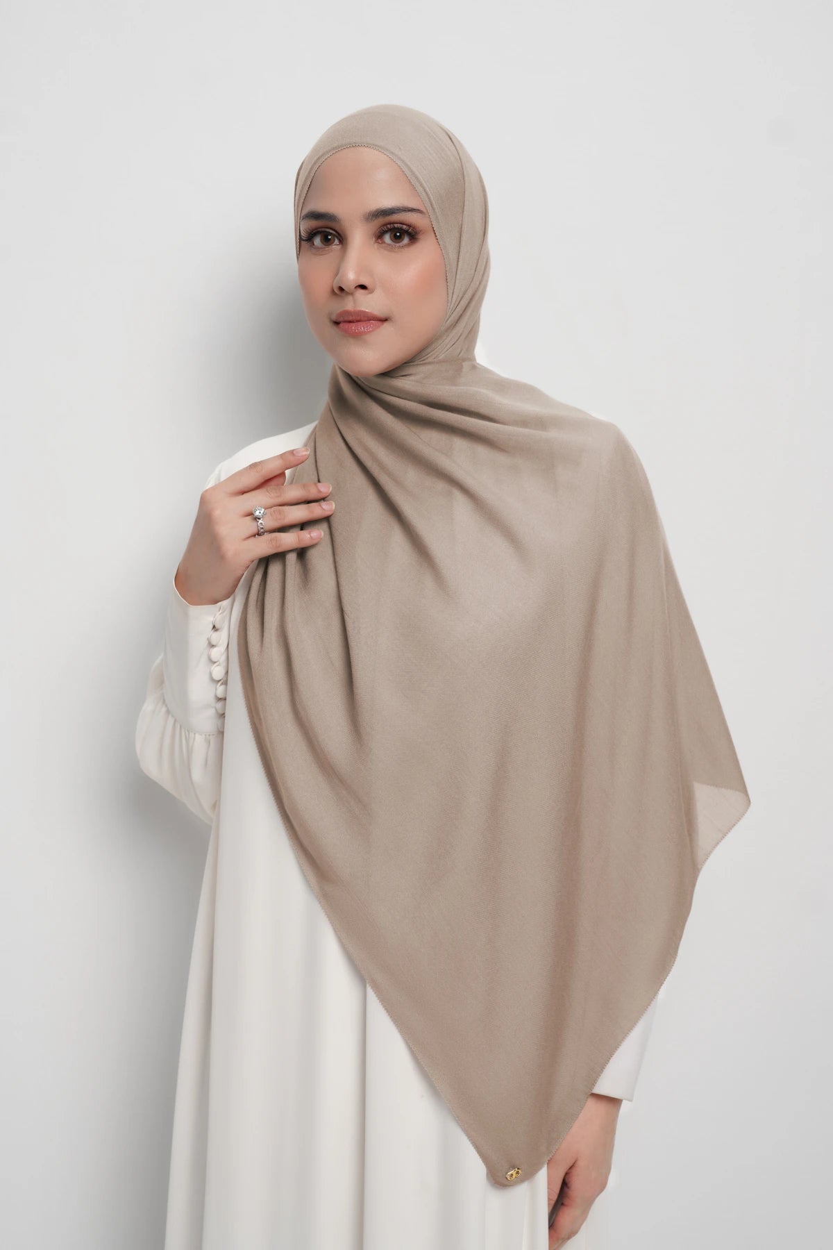 Yura Shawl - Taupe