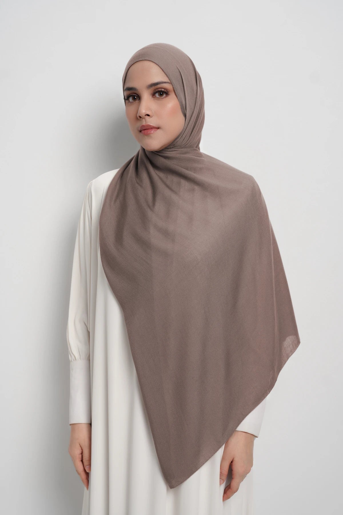 Yura Shawl - Walnut