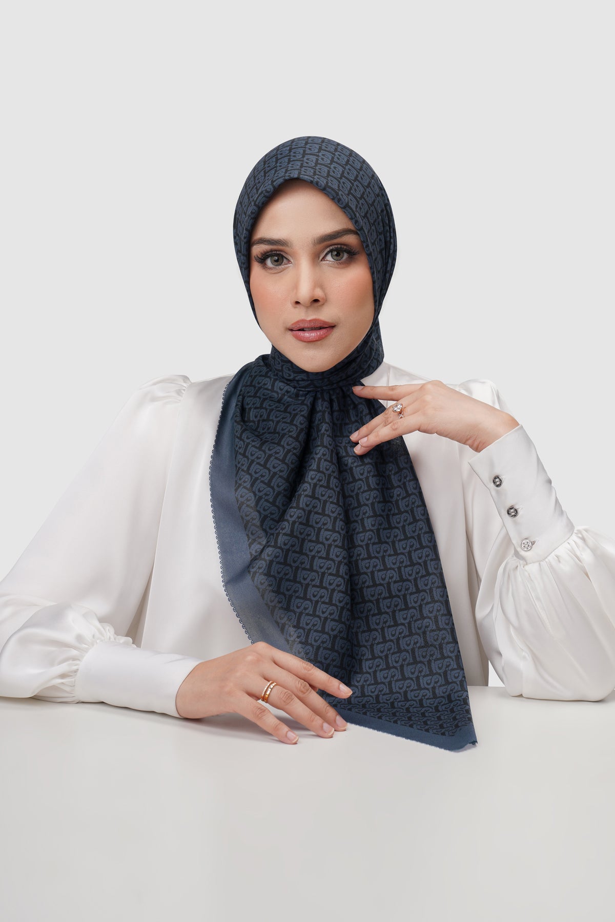 Bimu Twill Square - Dark Sapphire