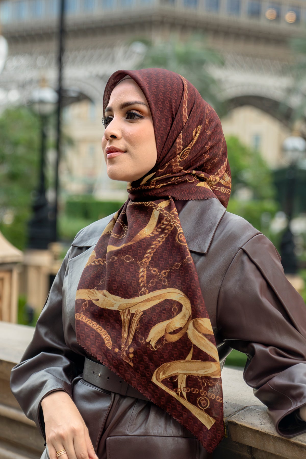 Signature Chain Square - Rouge