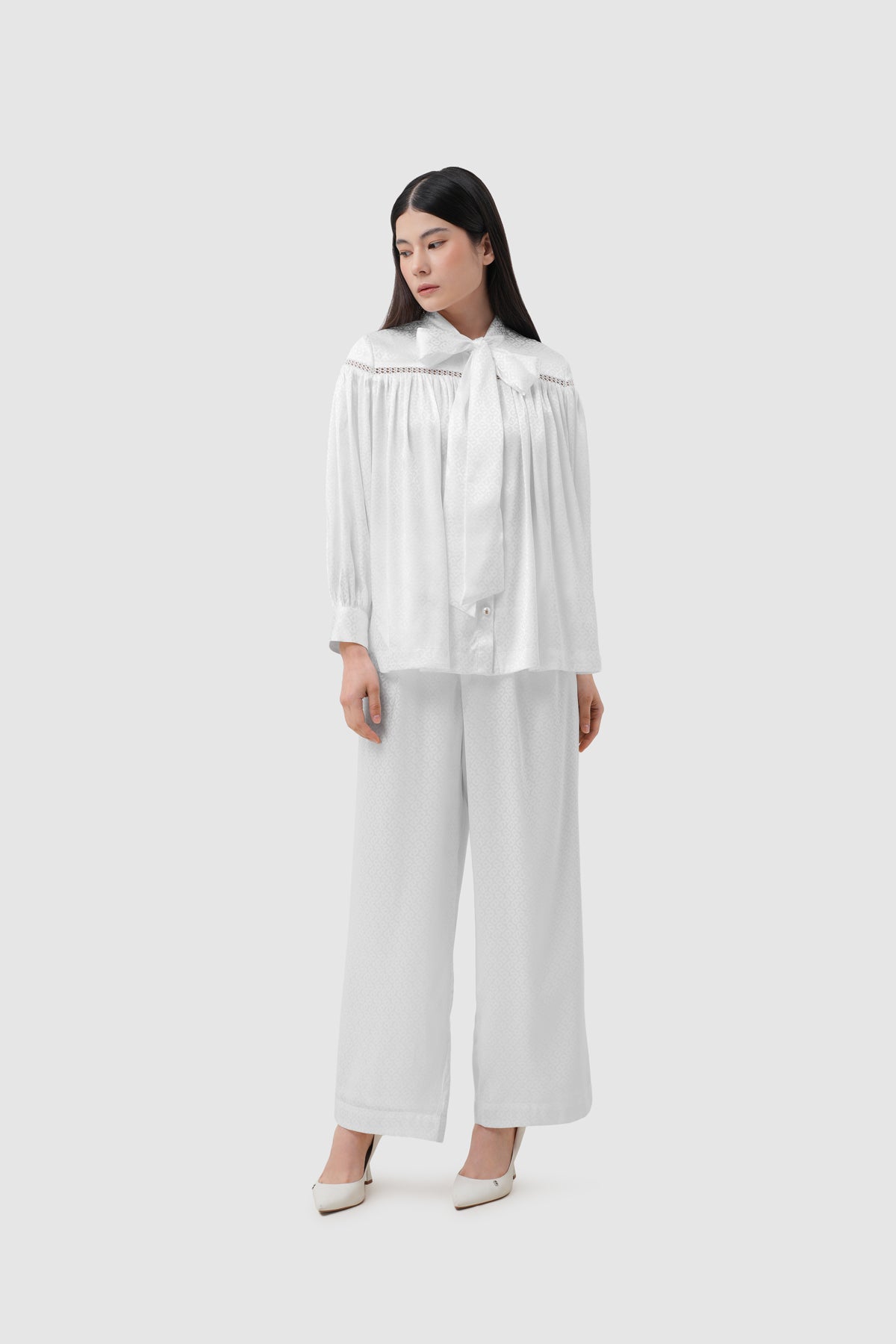 Elora Tapis Tie Bow Shirt - Jasmine