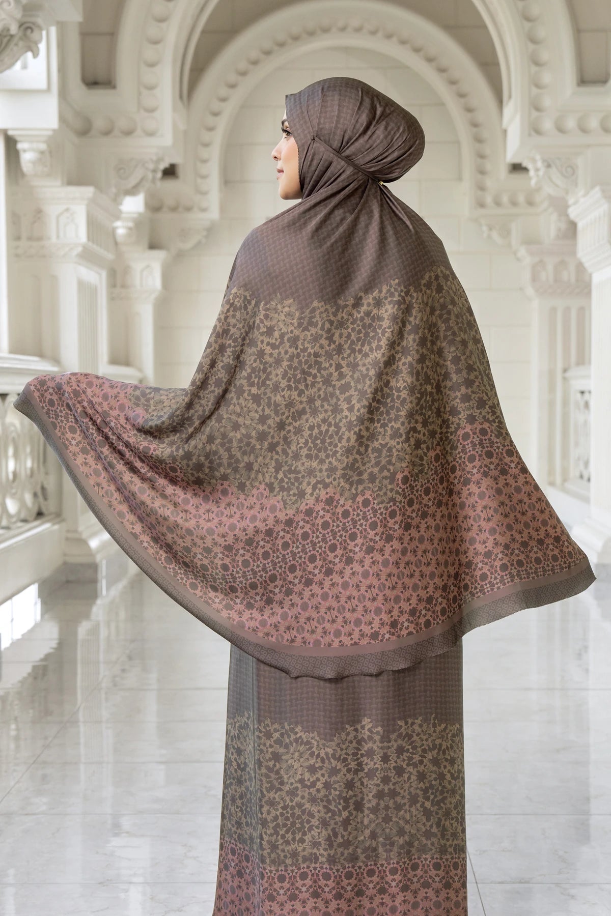 Haramain 2 Prayer Robe - Pecan