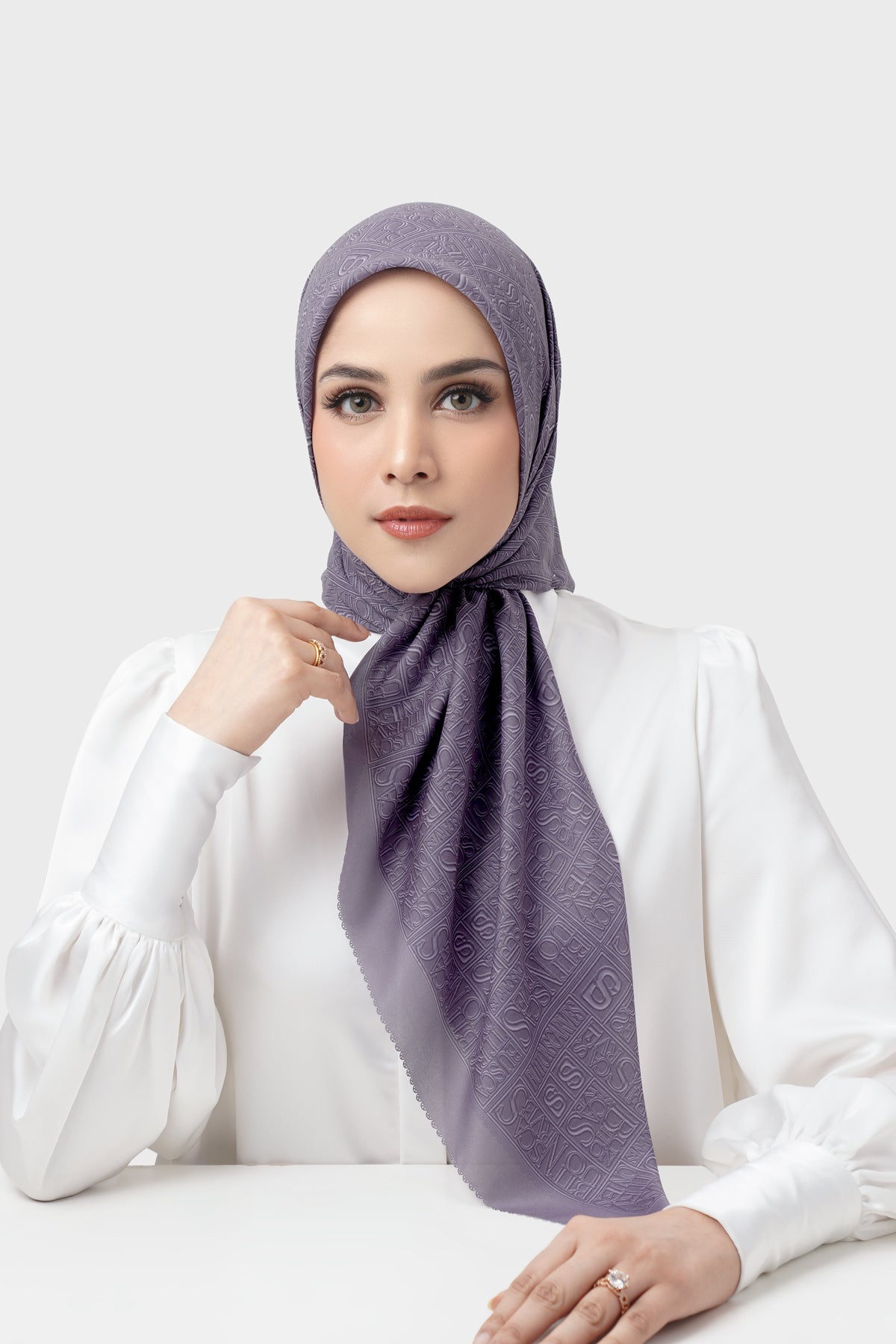 Typograph Square - Grapeade