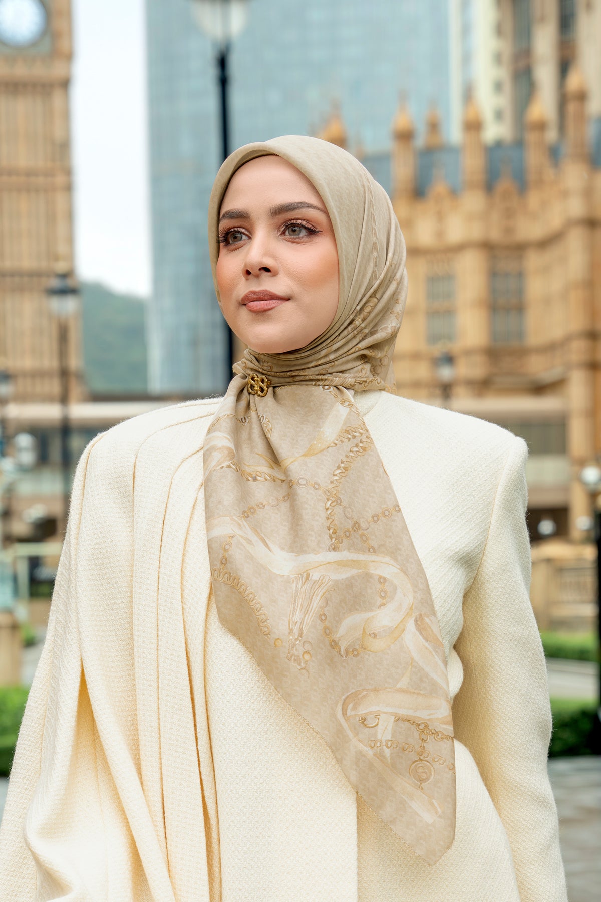 Signature Chain Square - Sunbeam