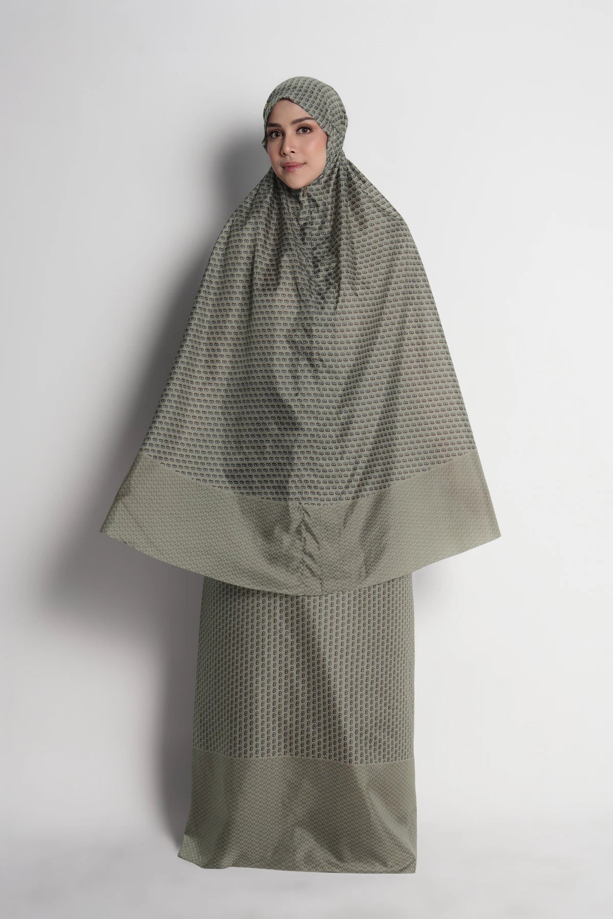 Axis Capsule Prayer Robe - Stone Gray