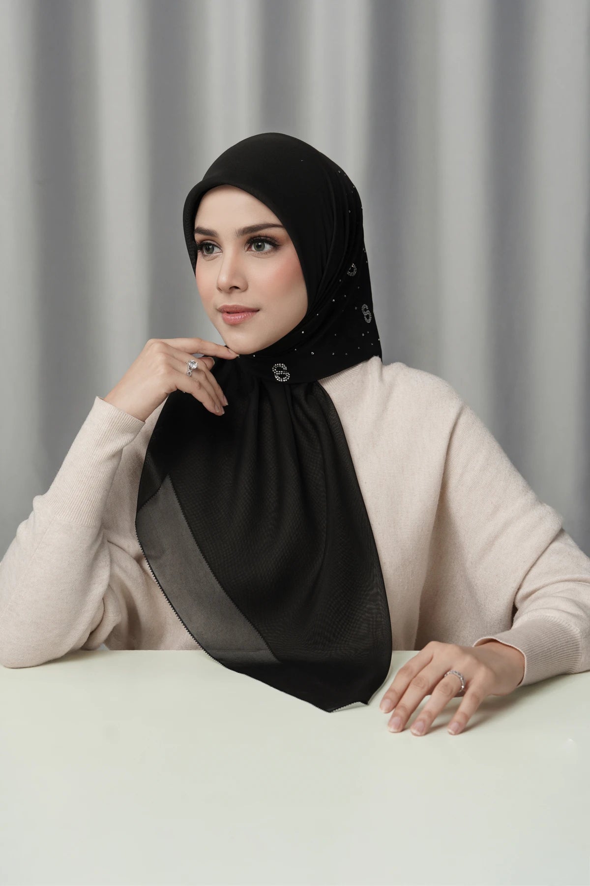 Everyday Glam Scarf - Black
