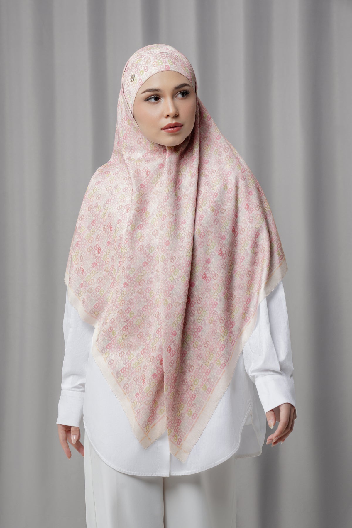 Nagita Tie Back Square - Vanilla