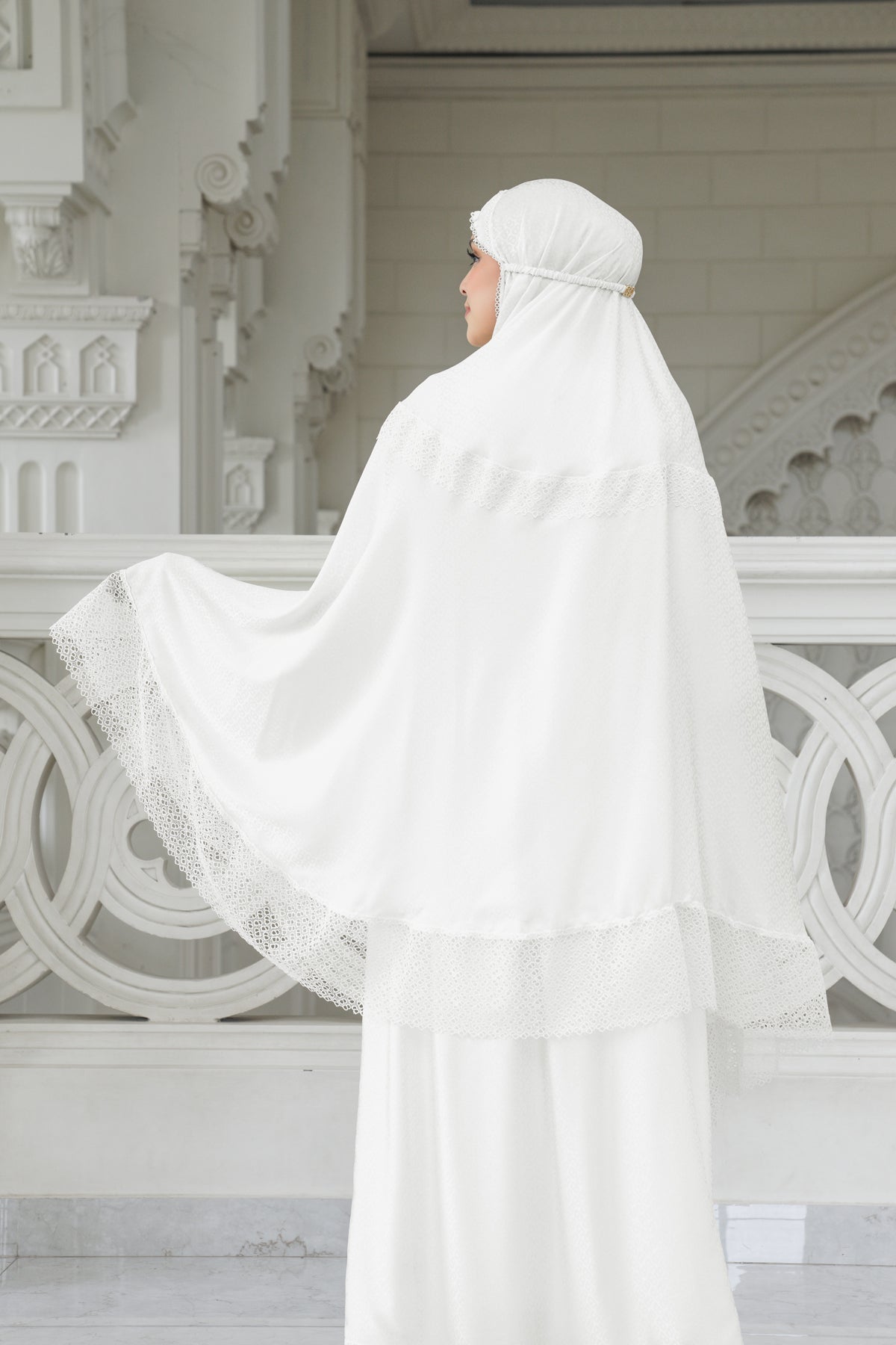 Safa Prayer Robe - Broken White