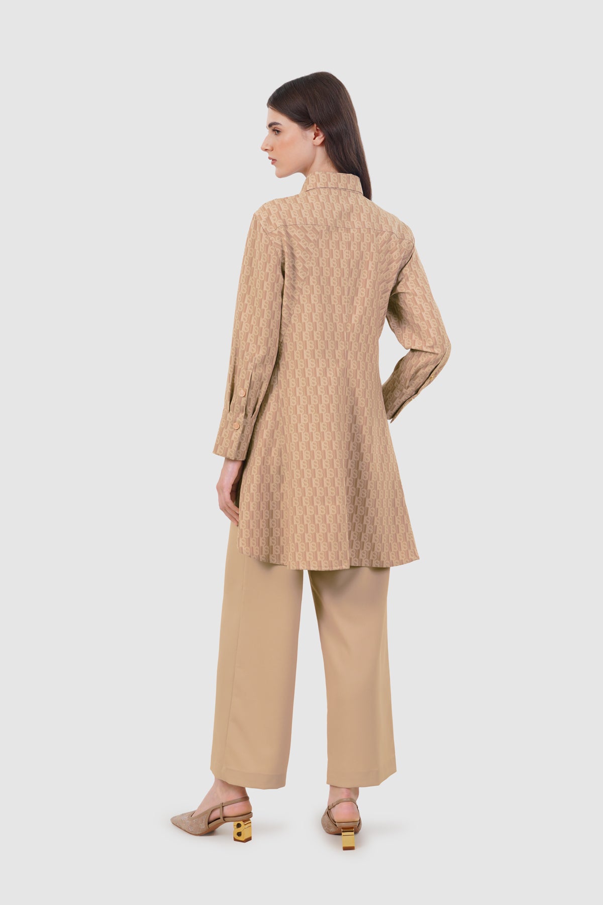 Leena Monogram Shirt - Mocha