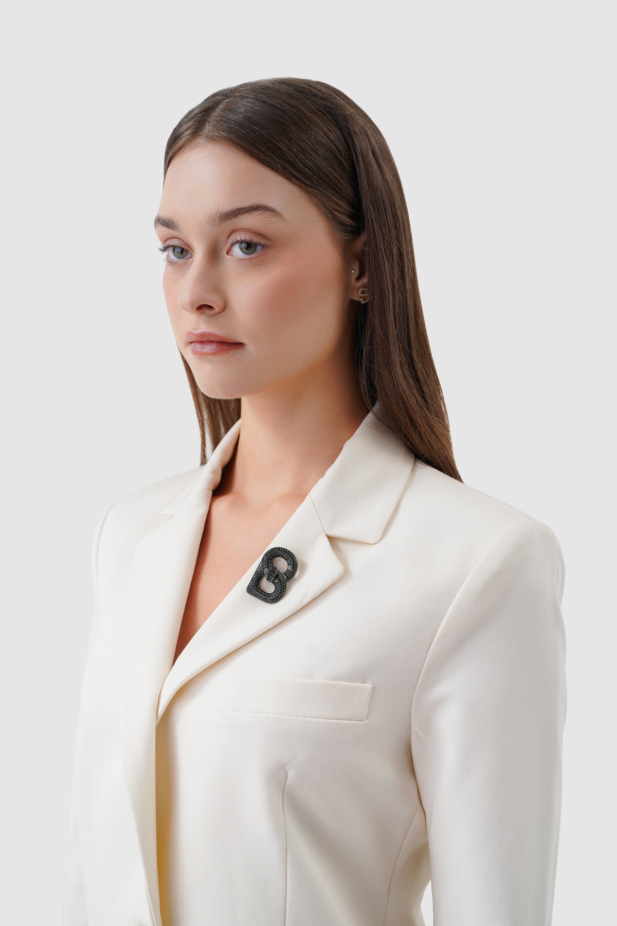 Alma Twist Crystal Brooch - Black