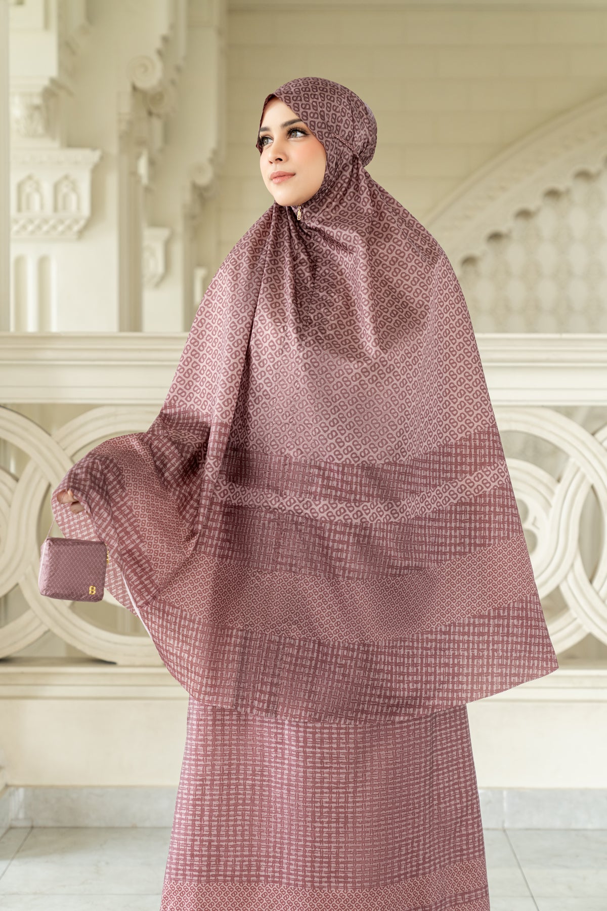 Tapis Abstre Capsule Prayer Robe - Redwood
