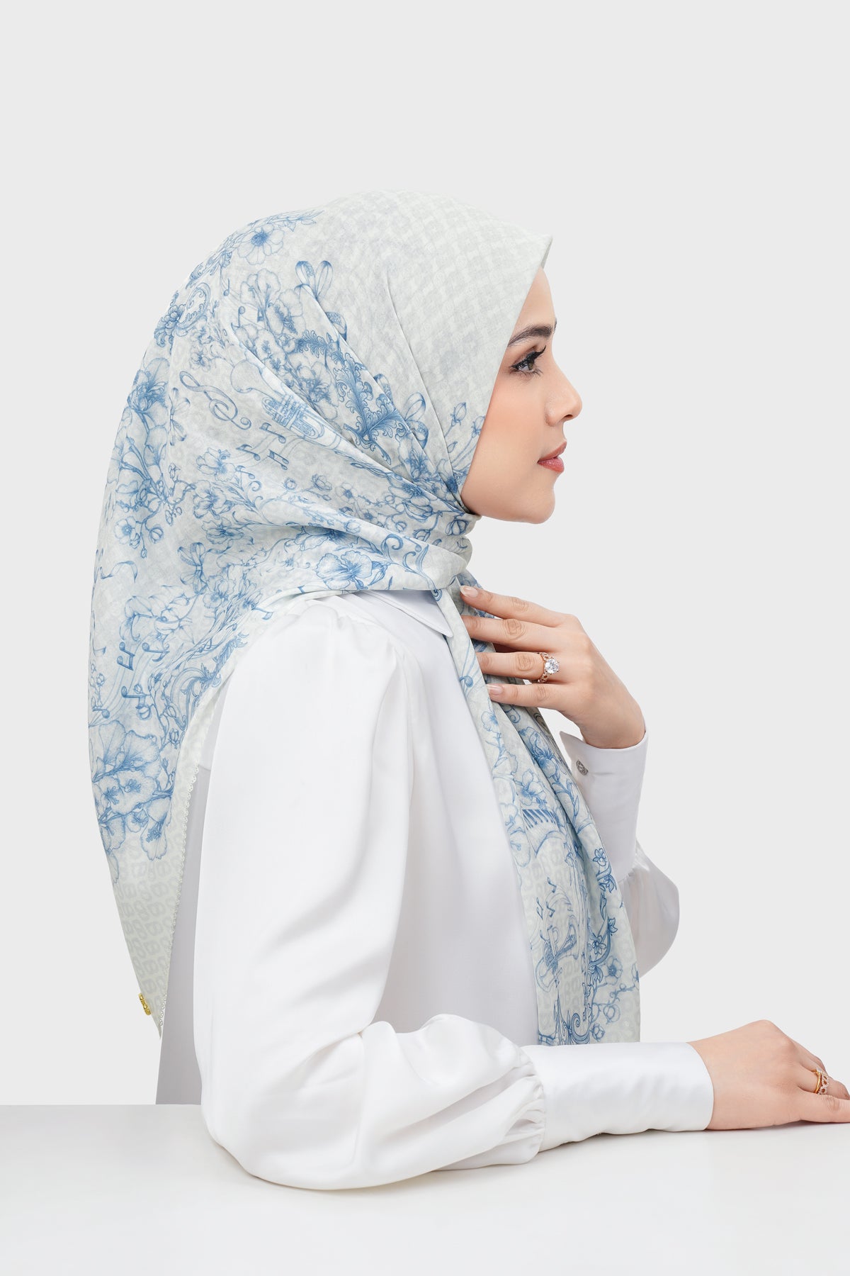 Nada 3 Square - Painting