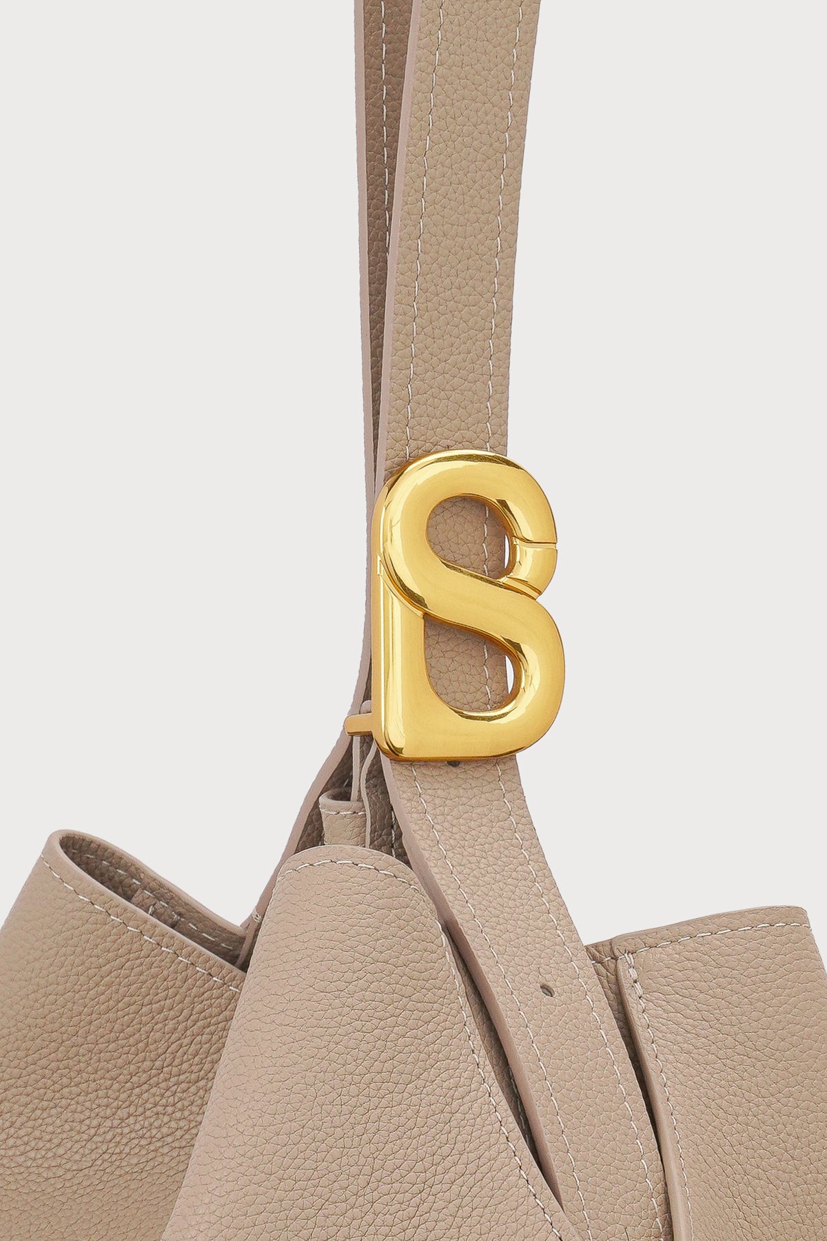 Aria Bucket Bag - Clay