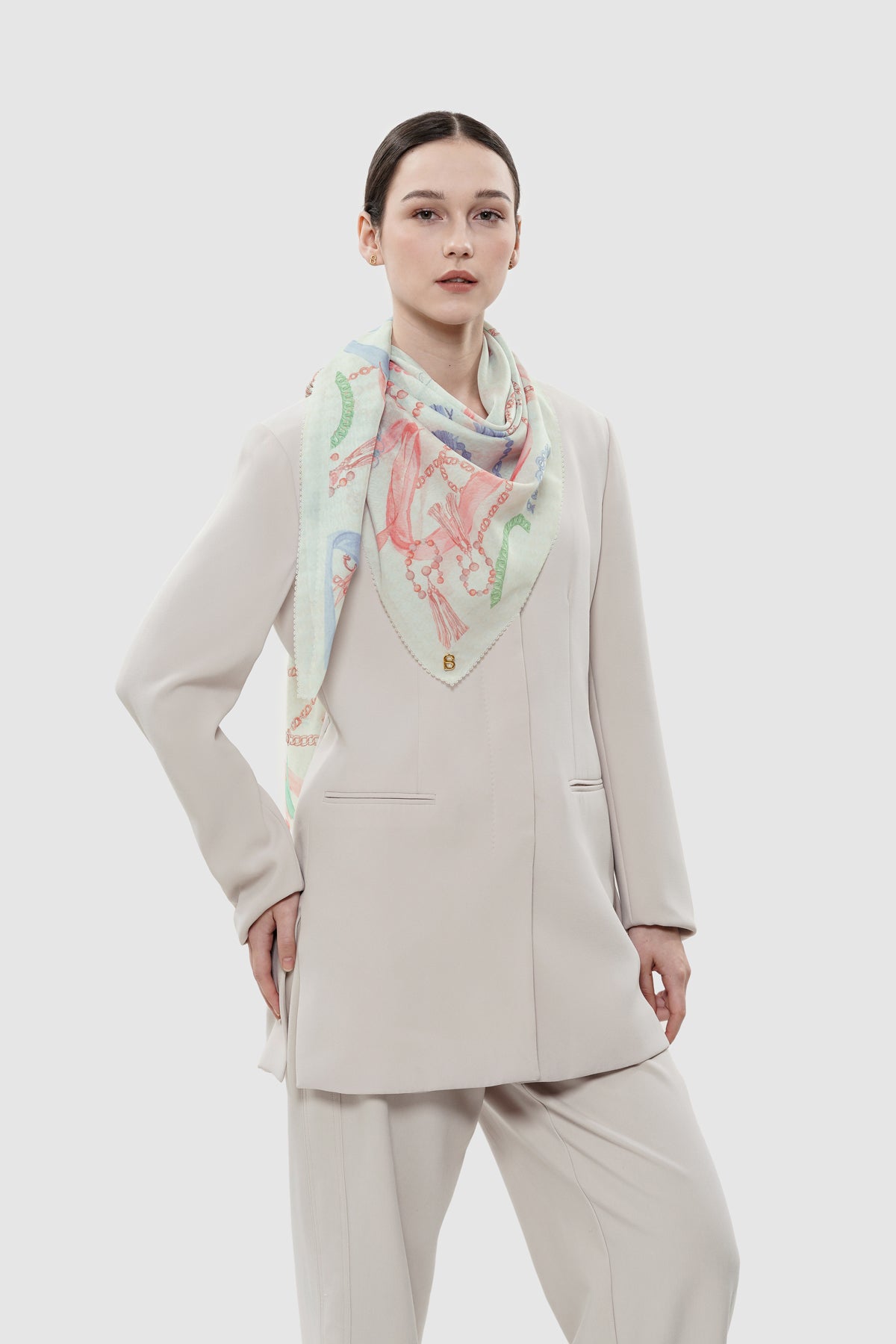 Signature Chain Square - Vanilla