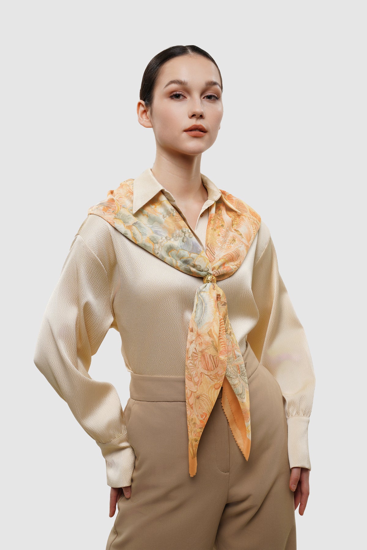 Forestis Square - Honey