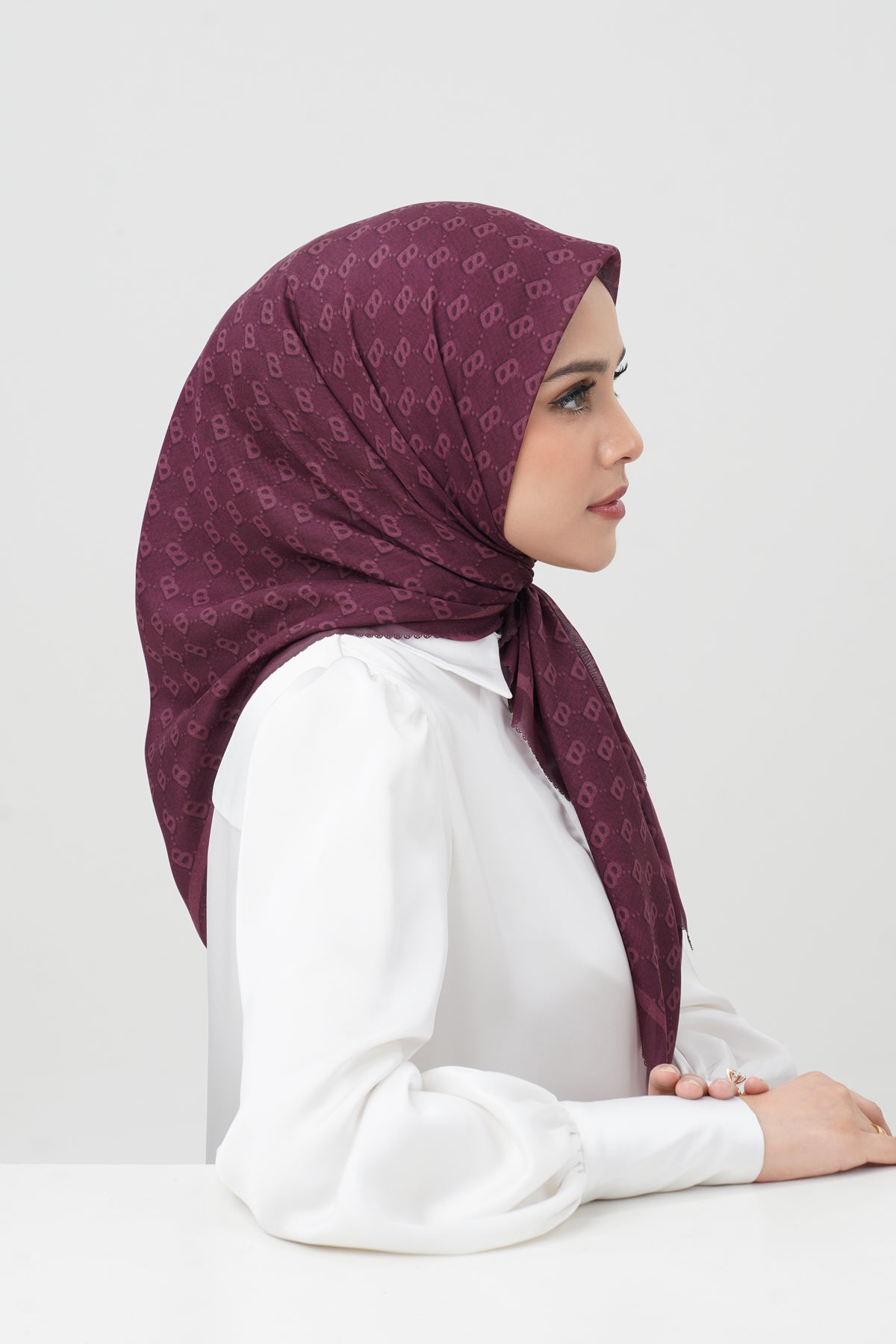 Beverly Square - Plum