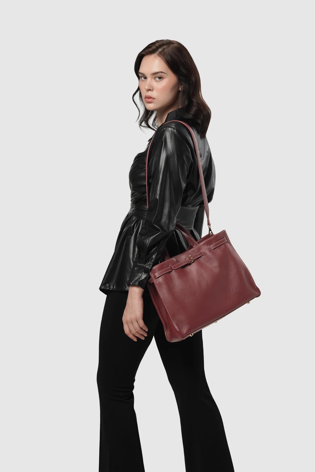 The City Bag Medium - Cremisi