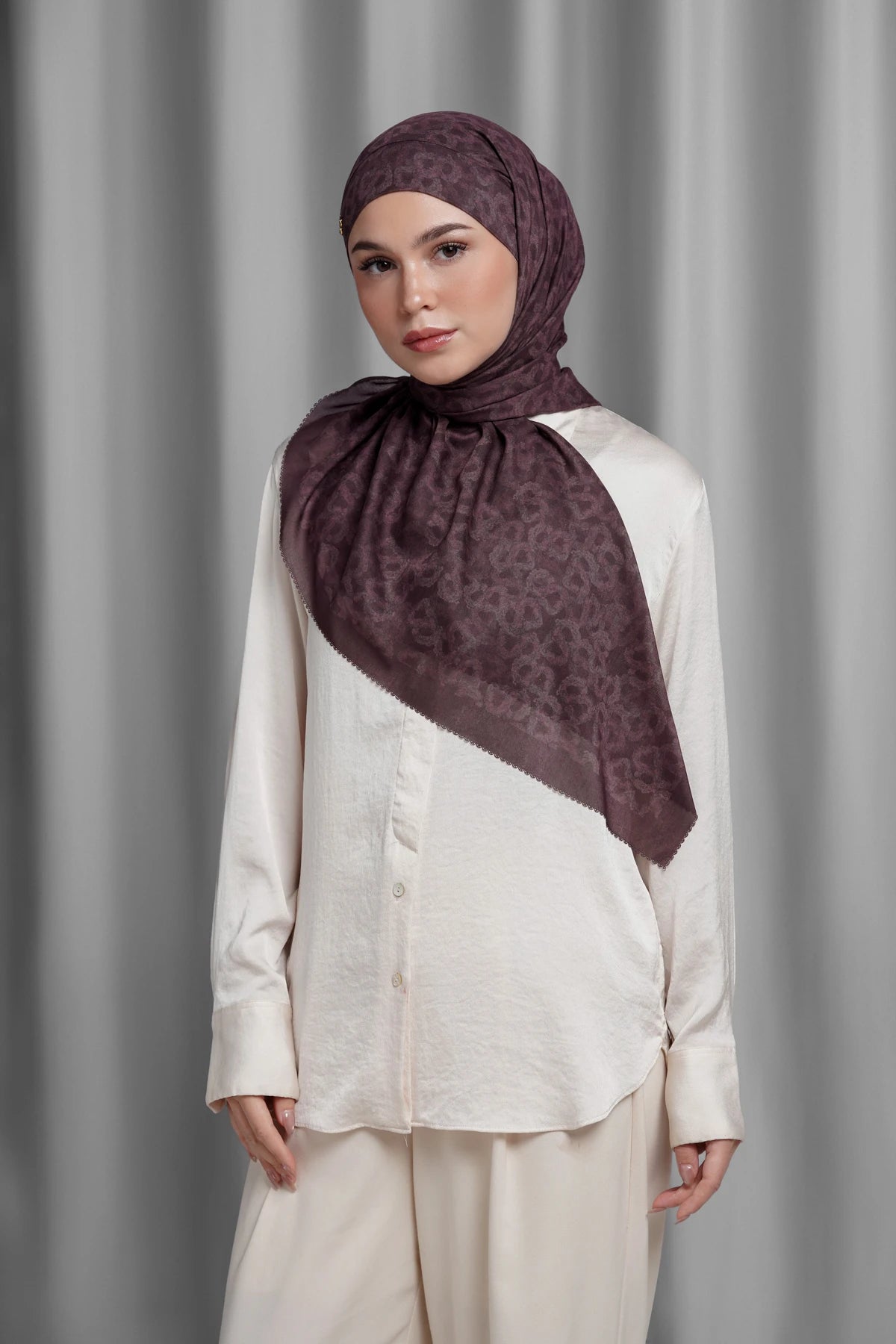 Samla de Fleur Tie Back Square - Plum