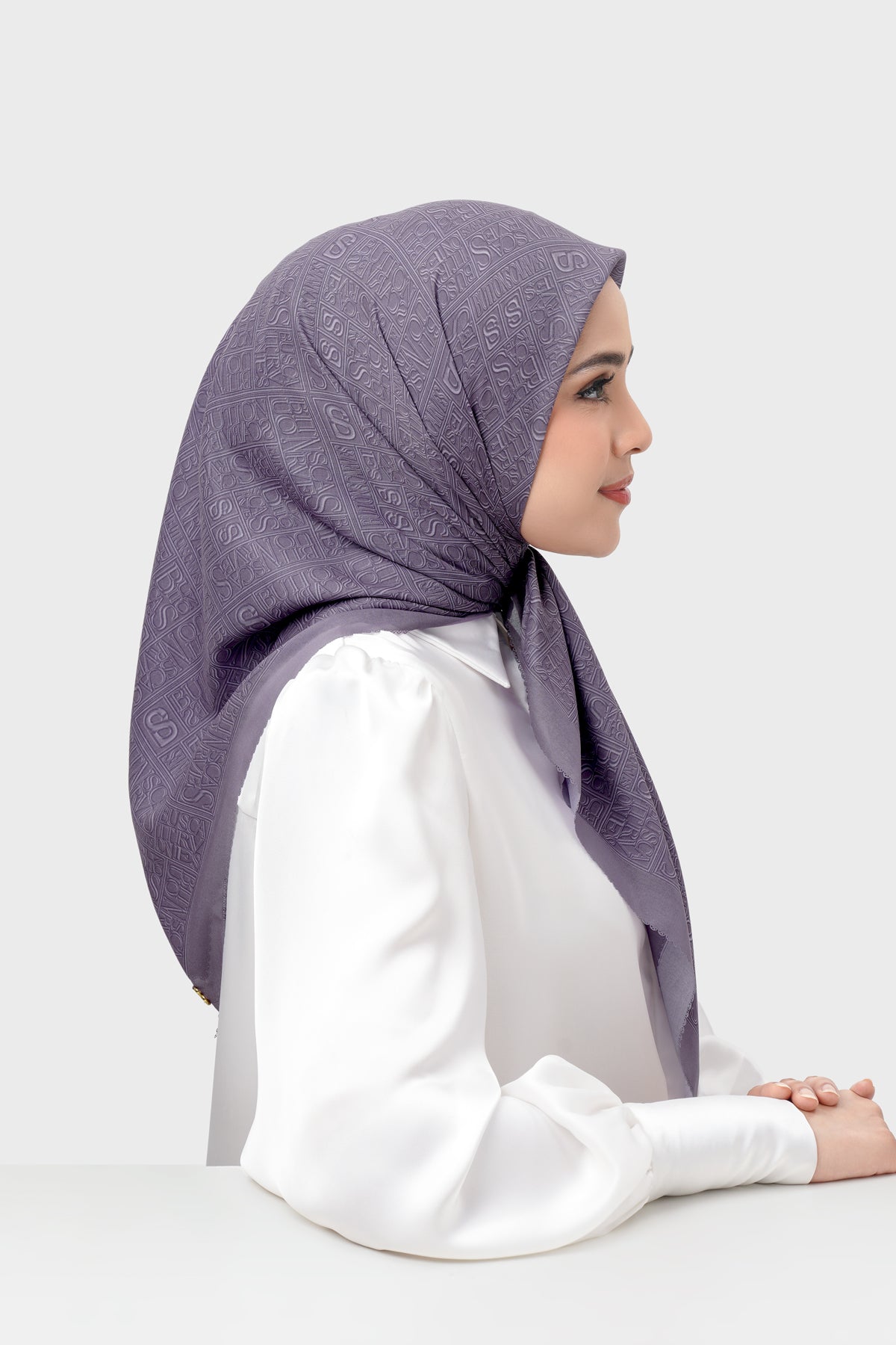 Typograph Square - Grapeade