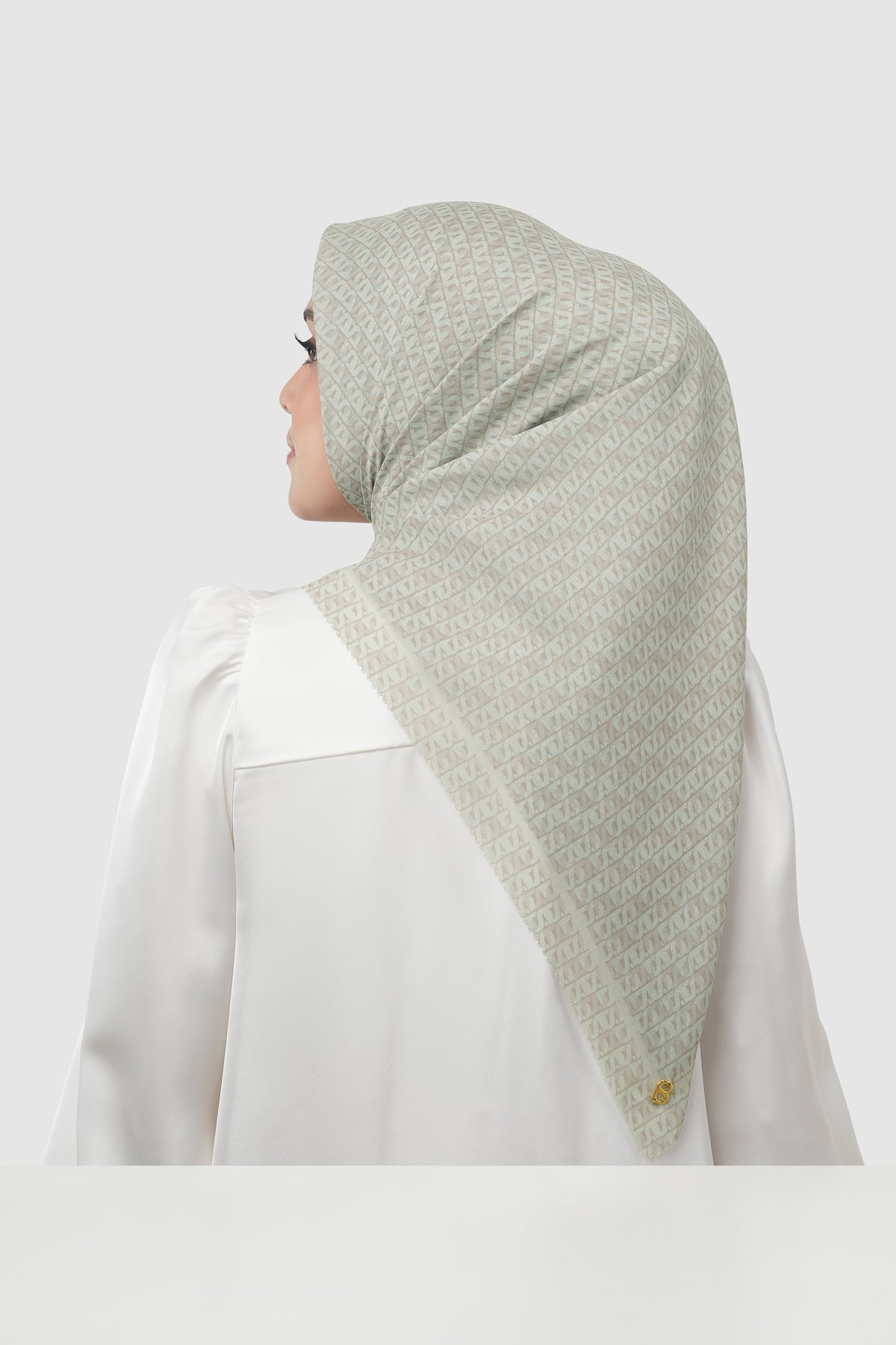 Interlock Square - Cocoon