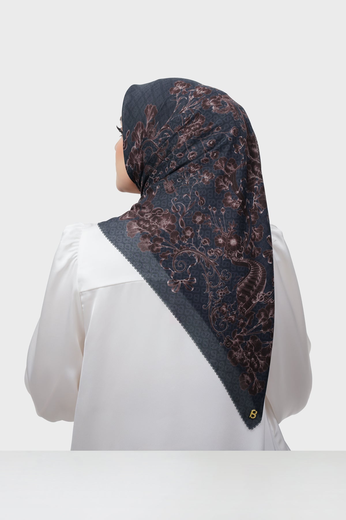 Nada 3 Square - Deep Talk