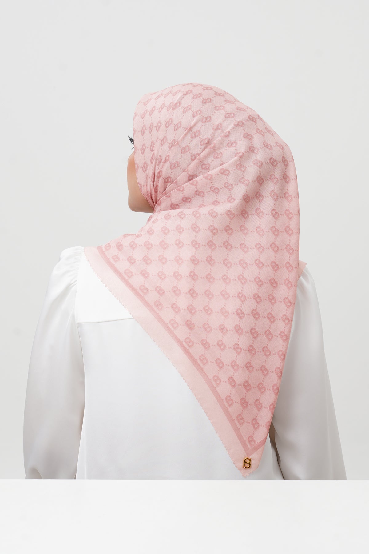 Beverly Square - Sakura