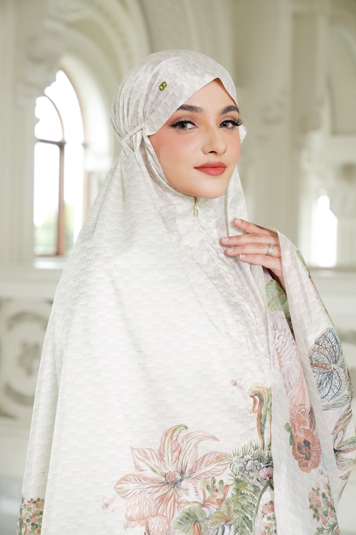 Forestis Capsule Prayer Robe - Linen