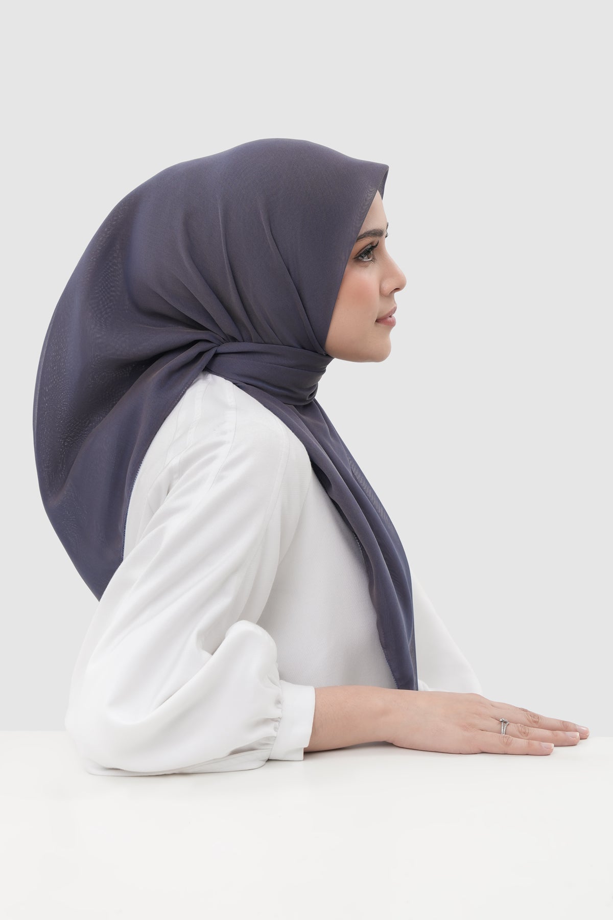 Sunday Square - Indigo