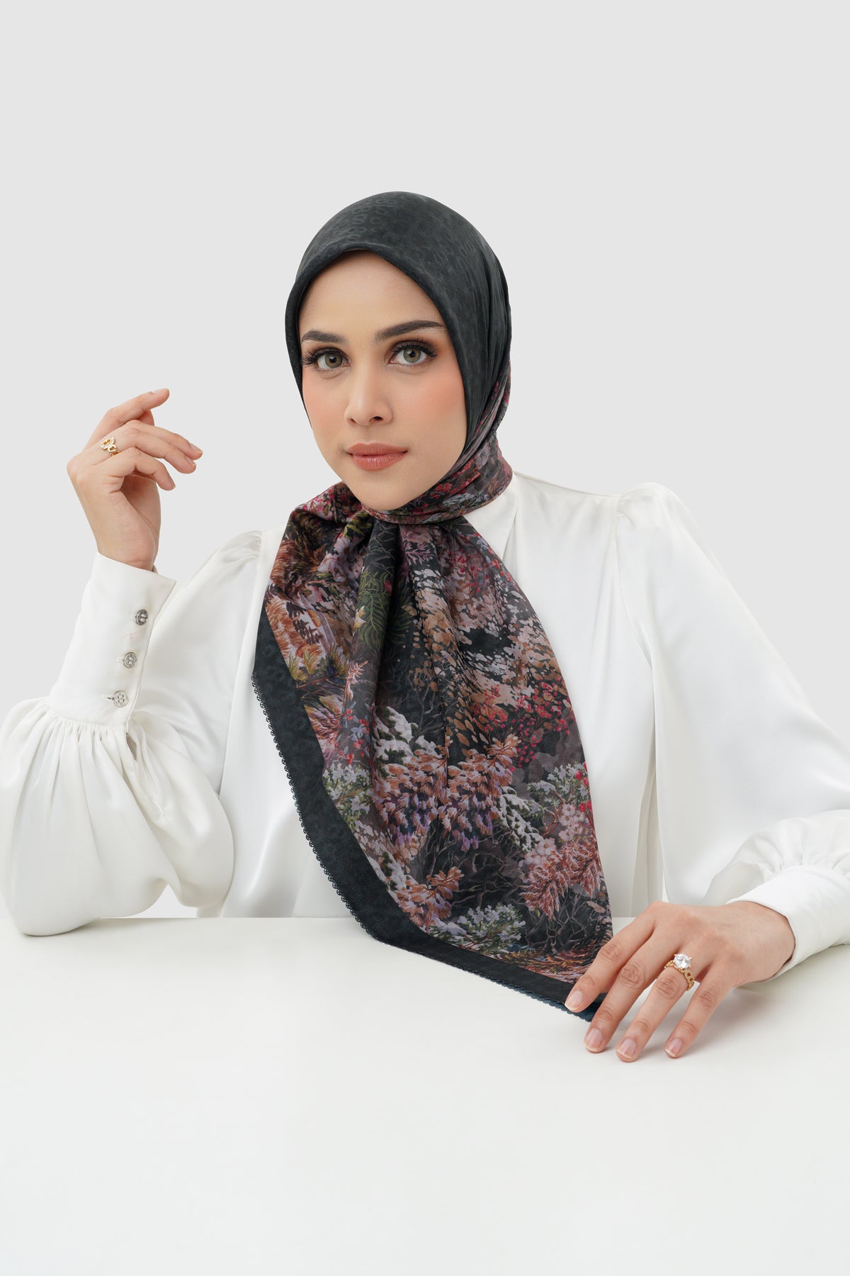 Holiday 3 Jacquard Voile - Charcoal Frost