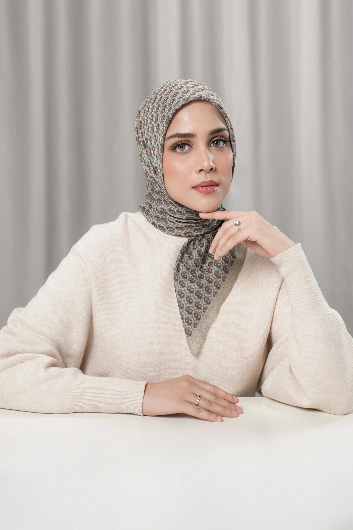 Axis Square - Feather Gray