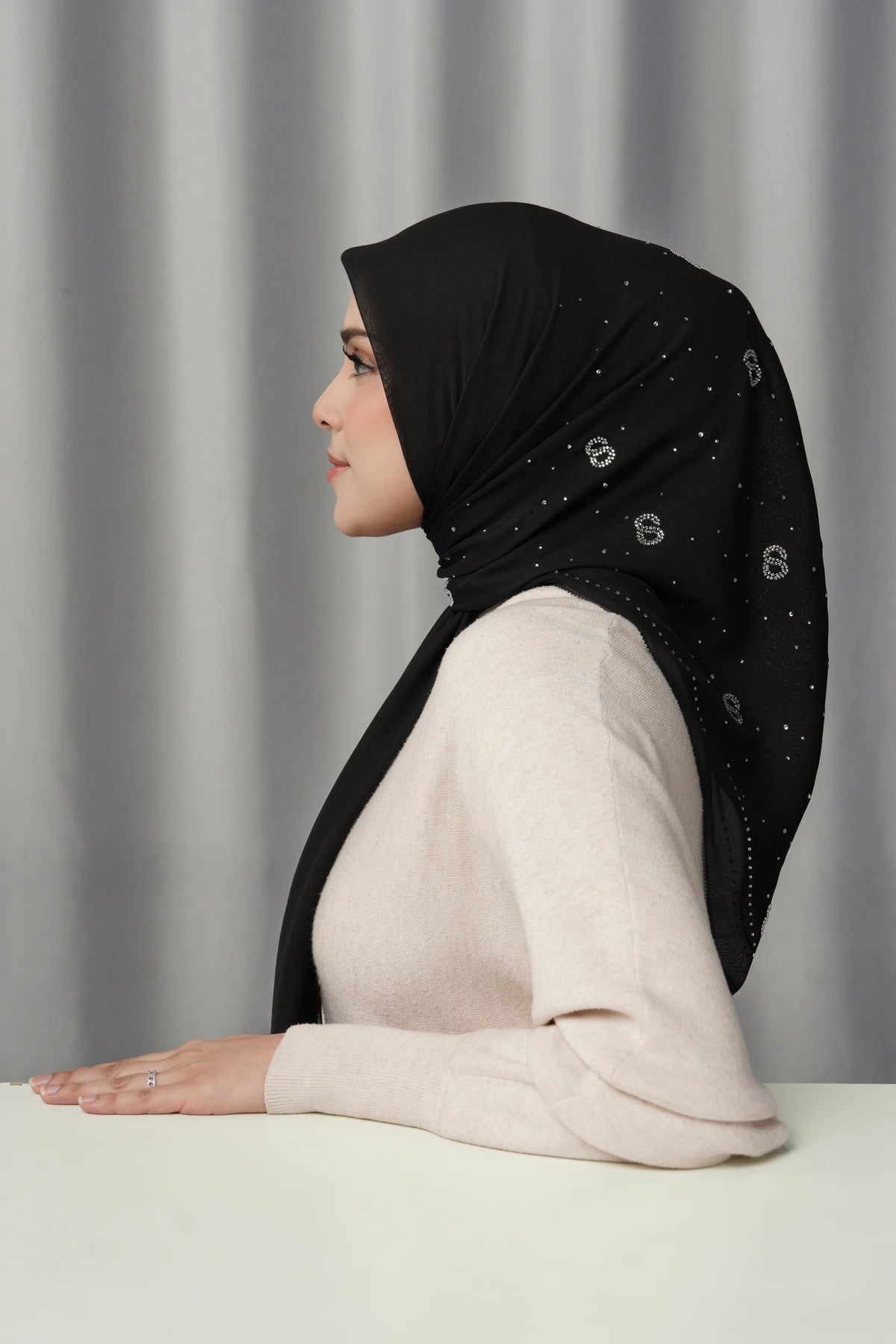 Everyday Glam Scarf - Black