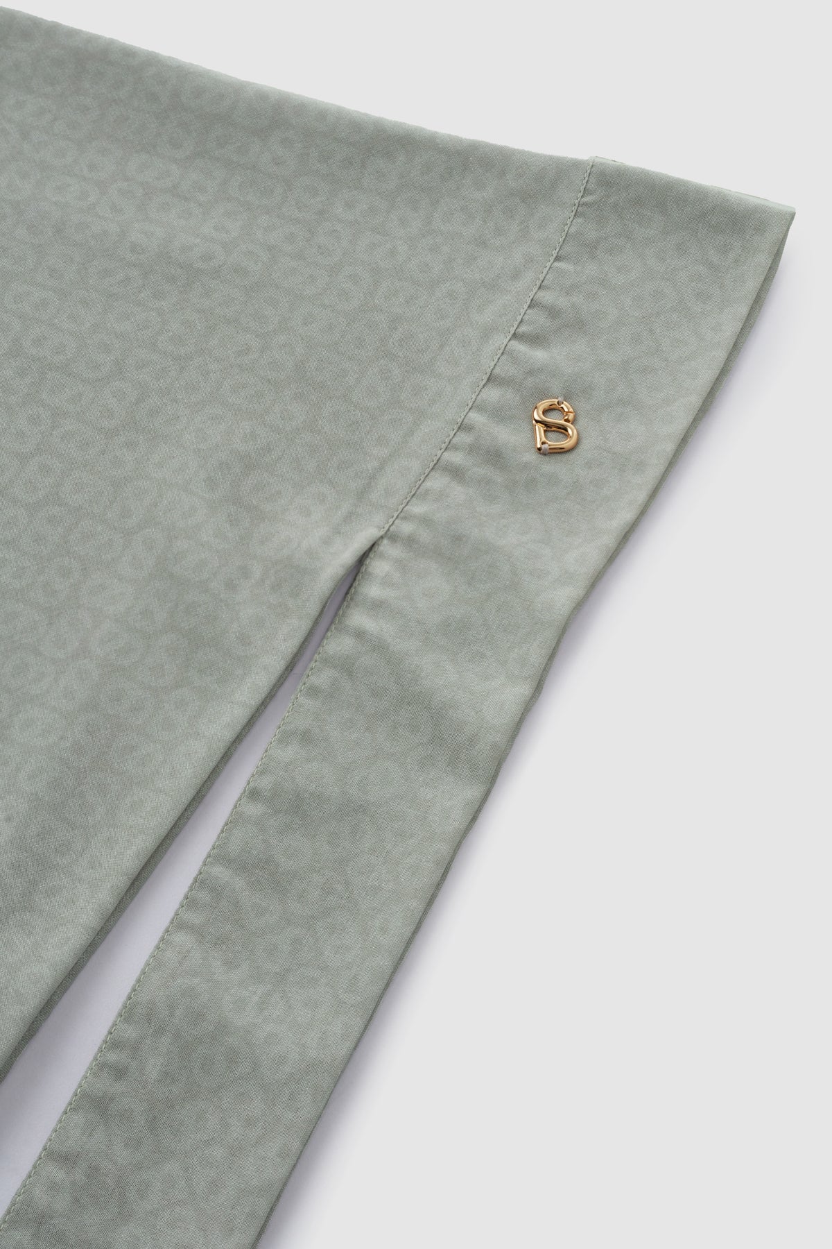 tapis tie back square scarf in cement by buttonscarves detail view