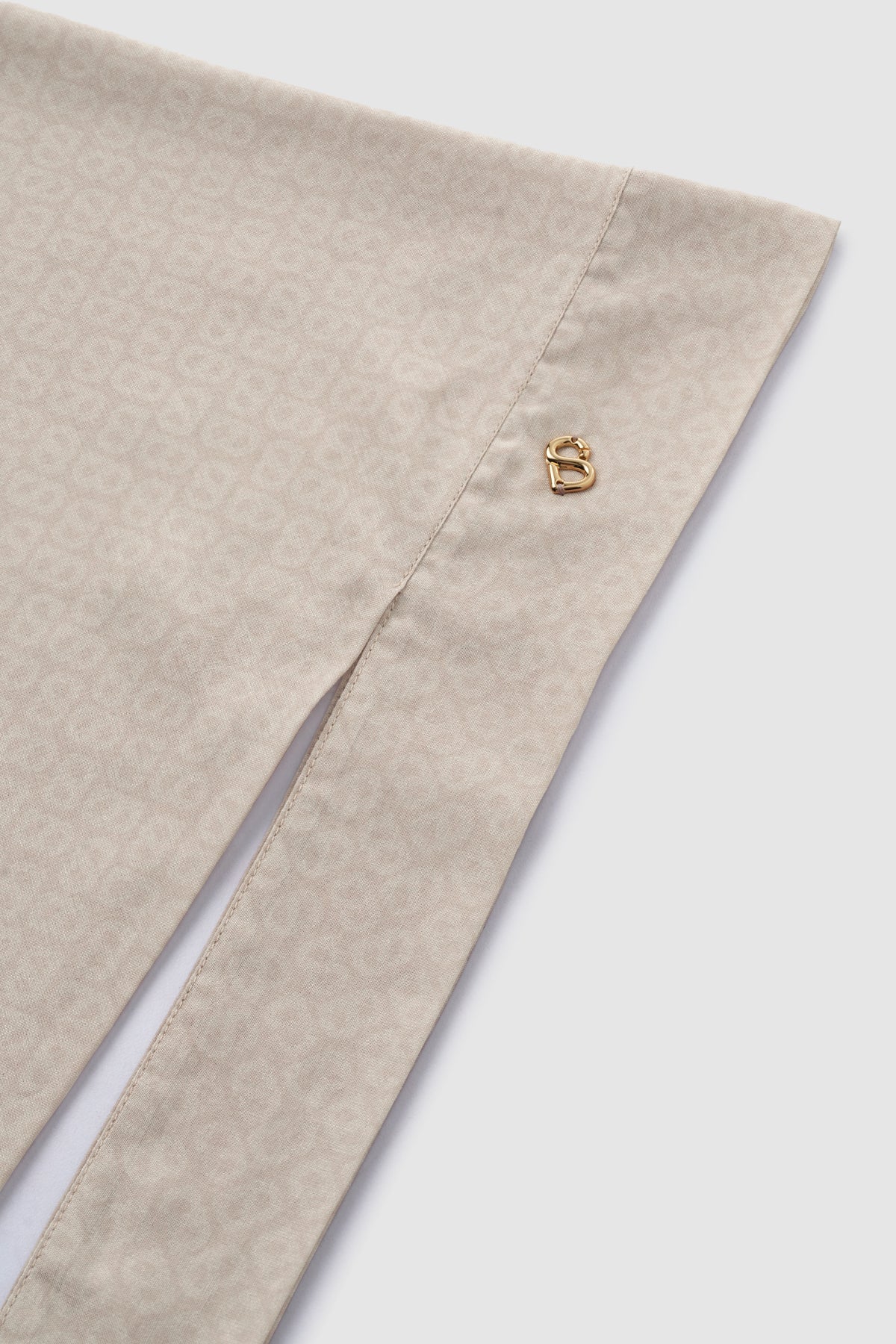 tapis tie back square scarf in hazelnut by buttonscarves detail view