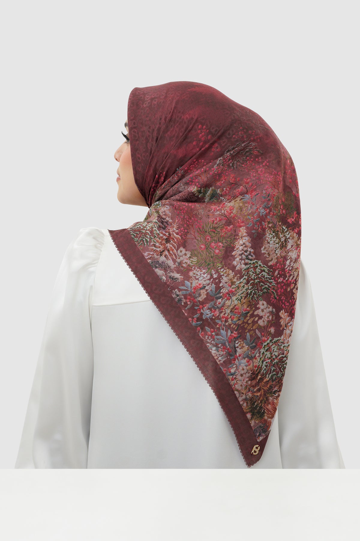 Holiday 3 Jacquard Voile - Crimson