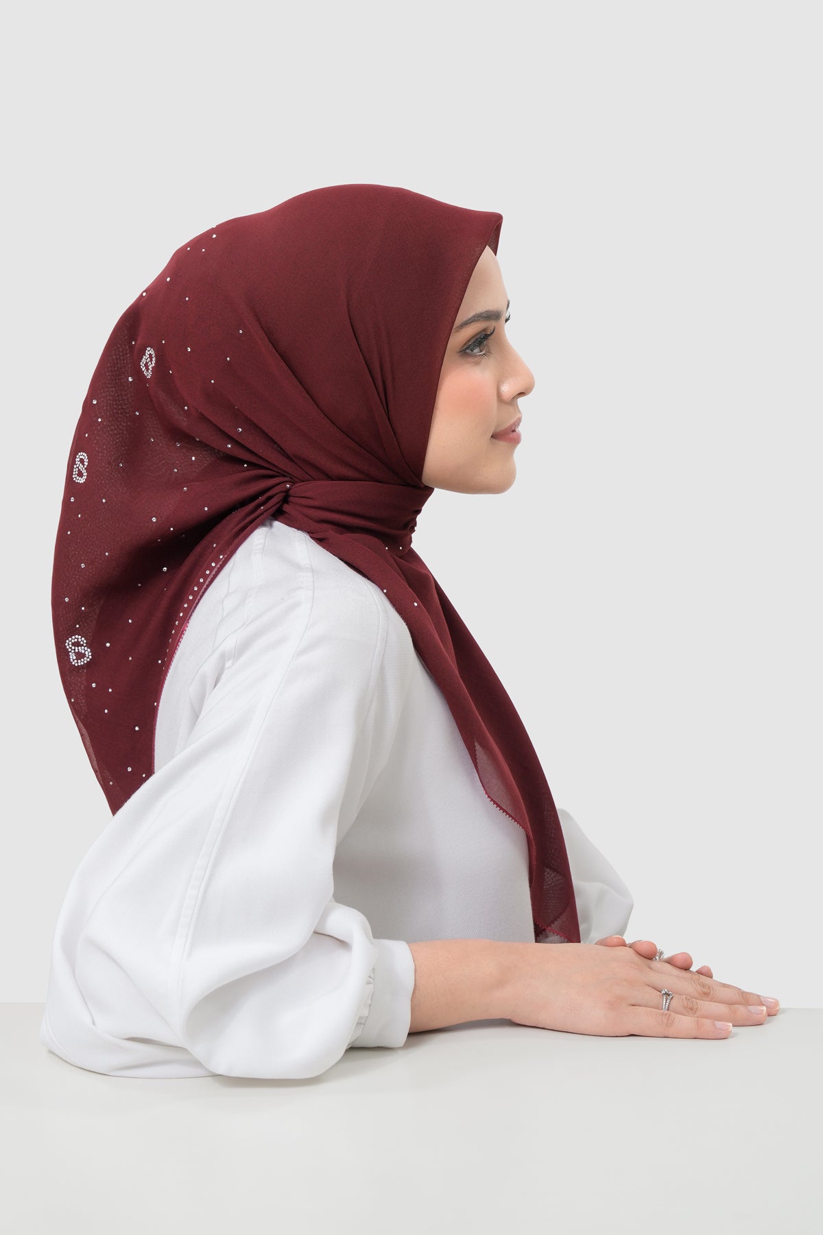 Everyday Glam Scarf - Maroon
