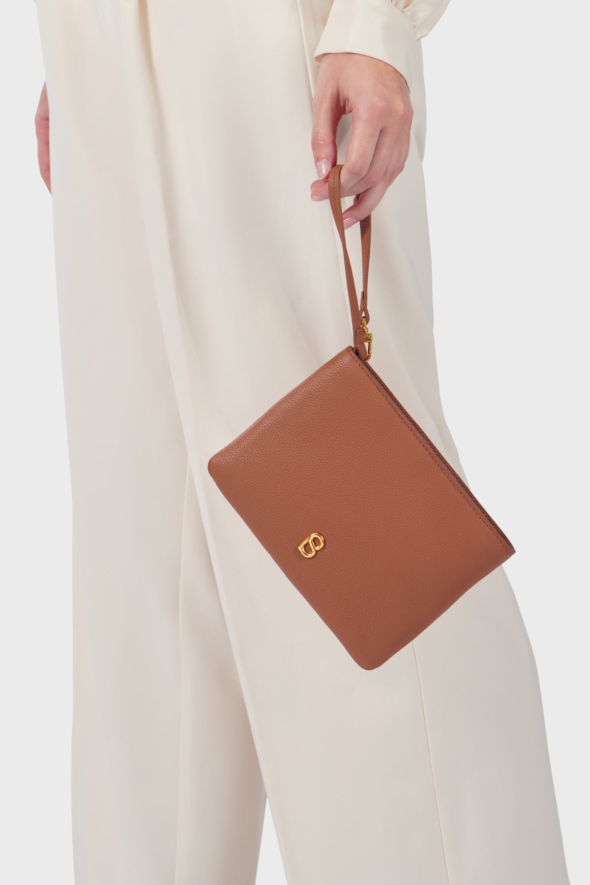 Signature Wristlet - Brown