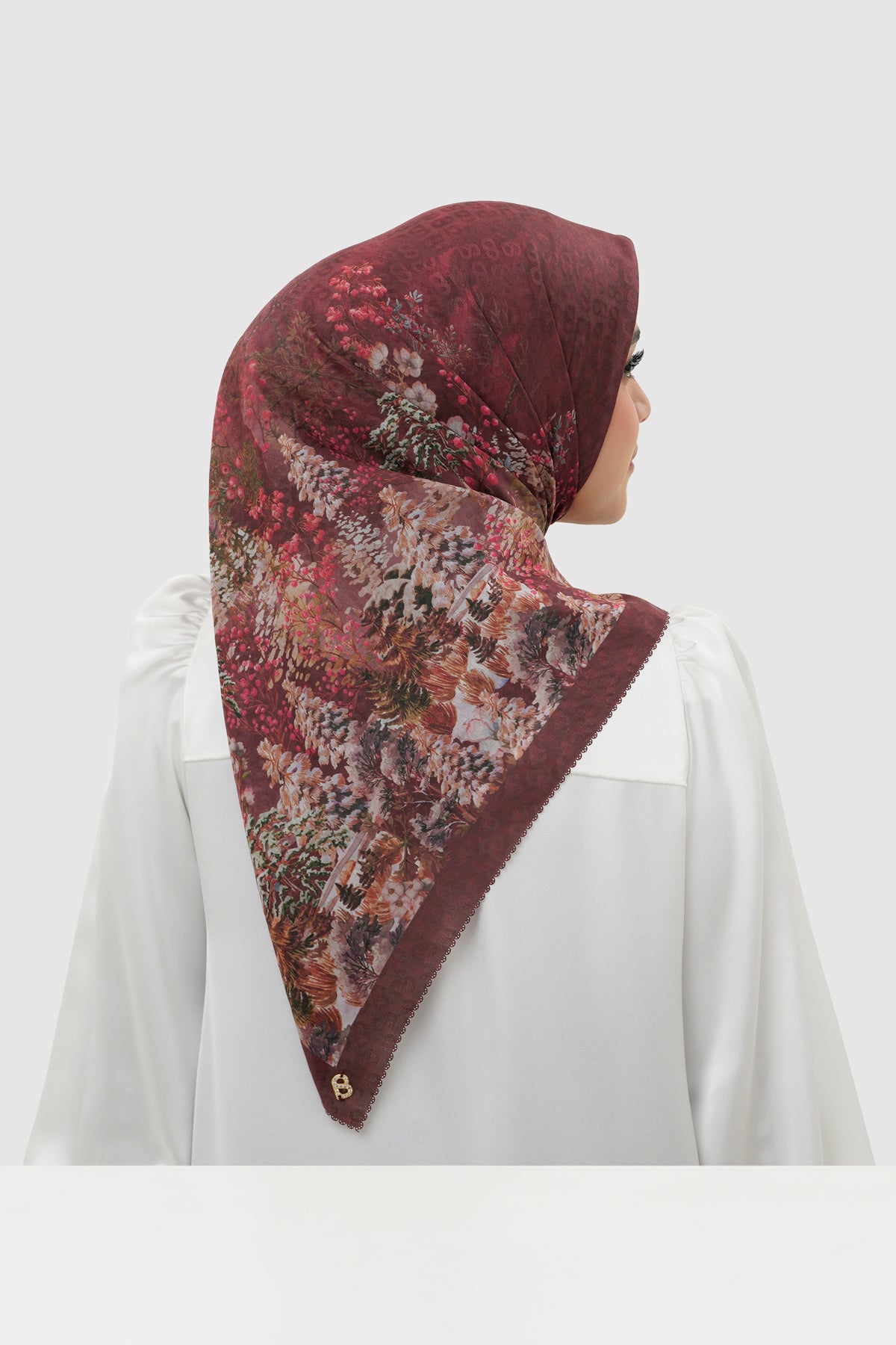 Holiday 3 Jacquard Voile - Crimson