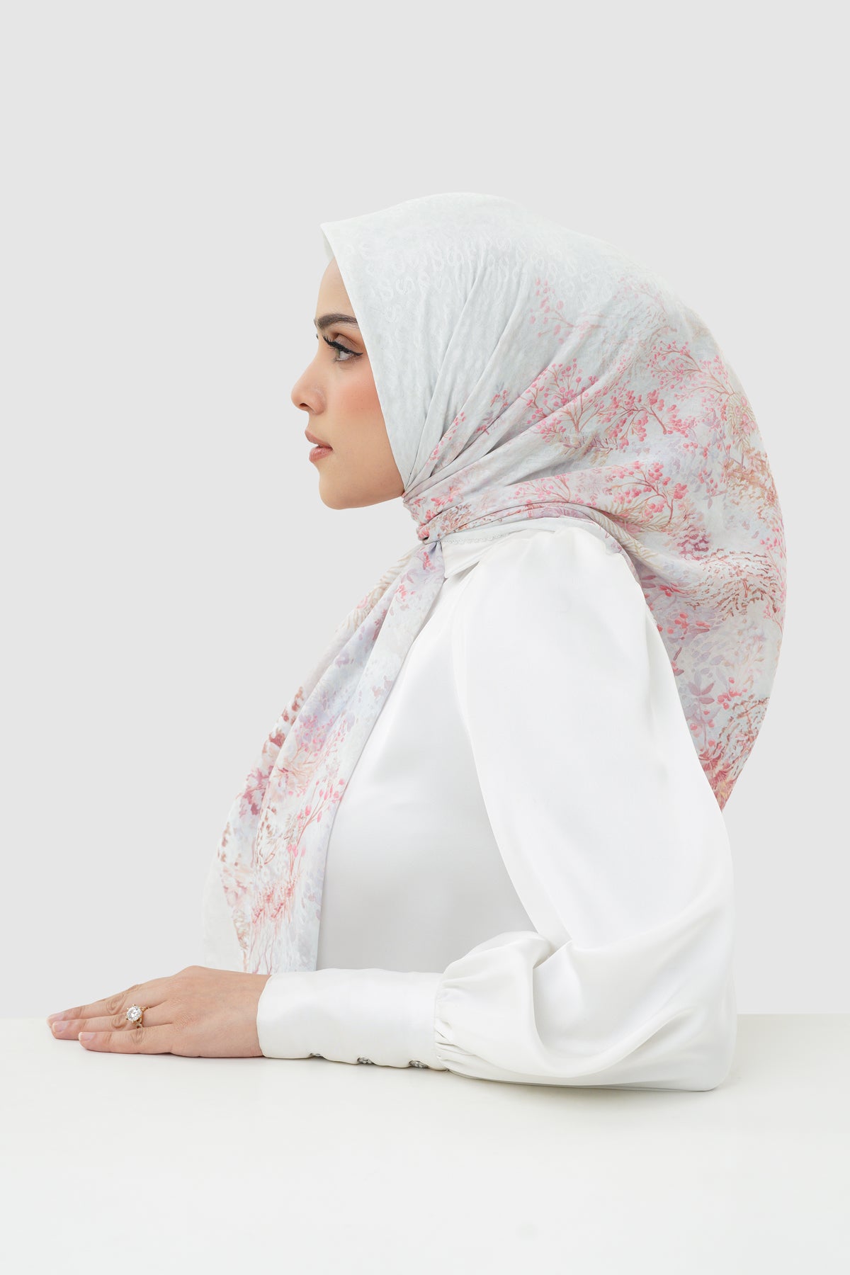 Holiday 3 Jacquard Voile - Cashmere